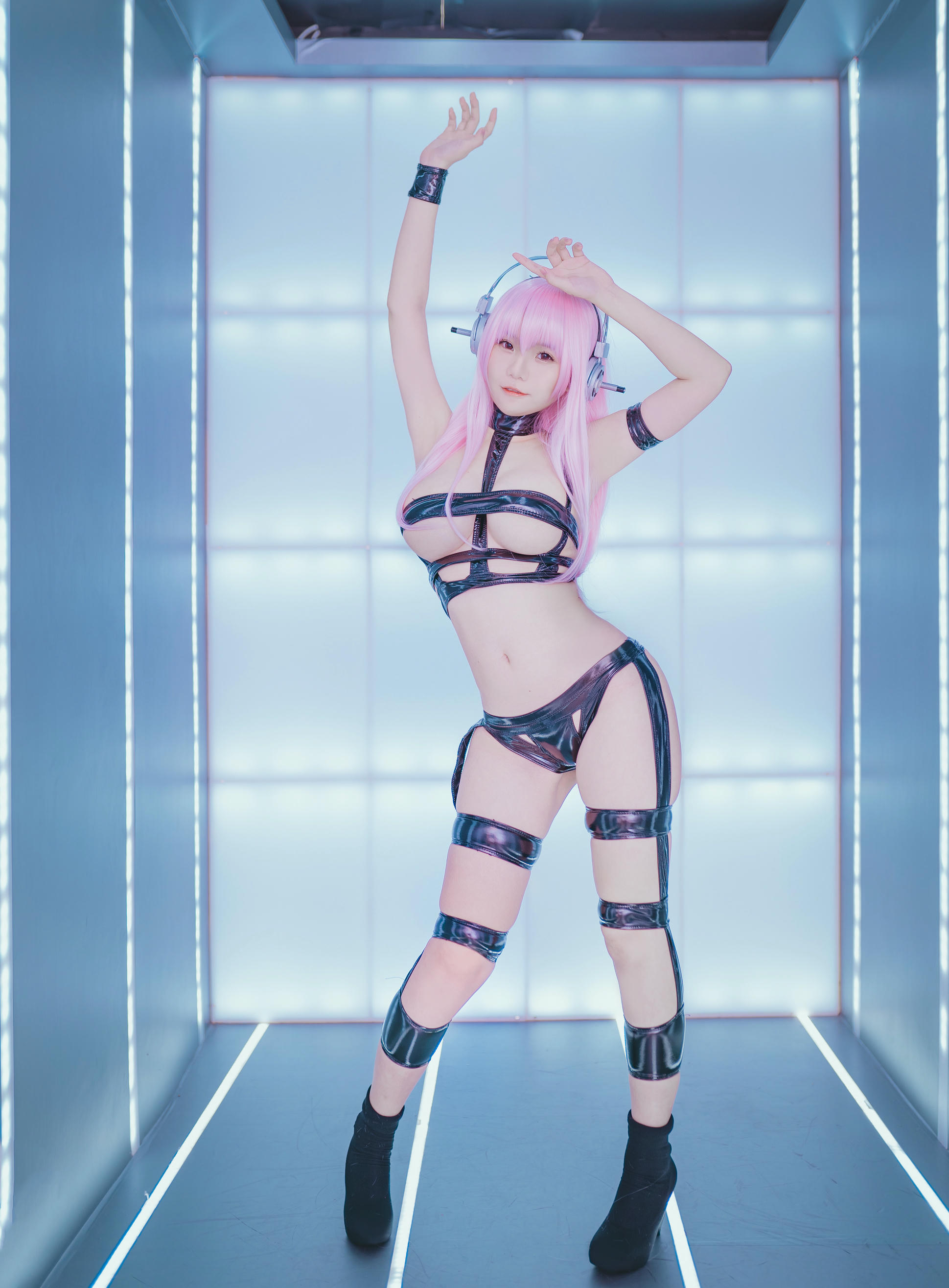 Yoko宅夏 NO.022 索尼子 胶带 [15P 125MB]_第1集