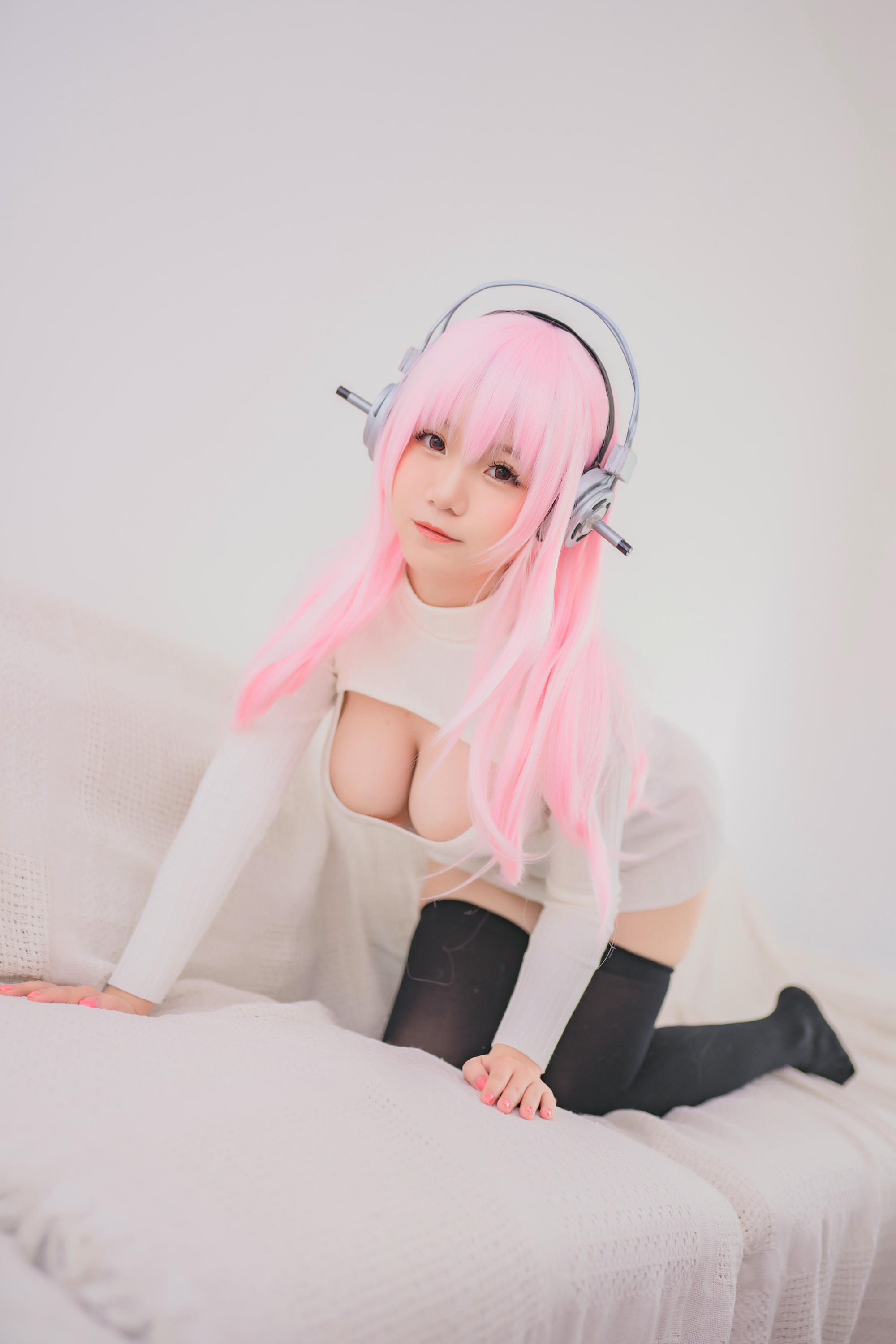 Yoko宅夏 NO.024 索尼子本毛衣 [18P 131MB]_第1集