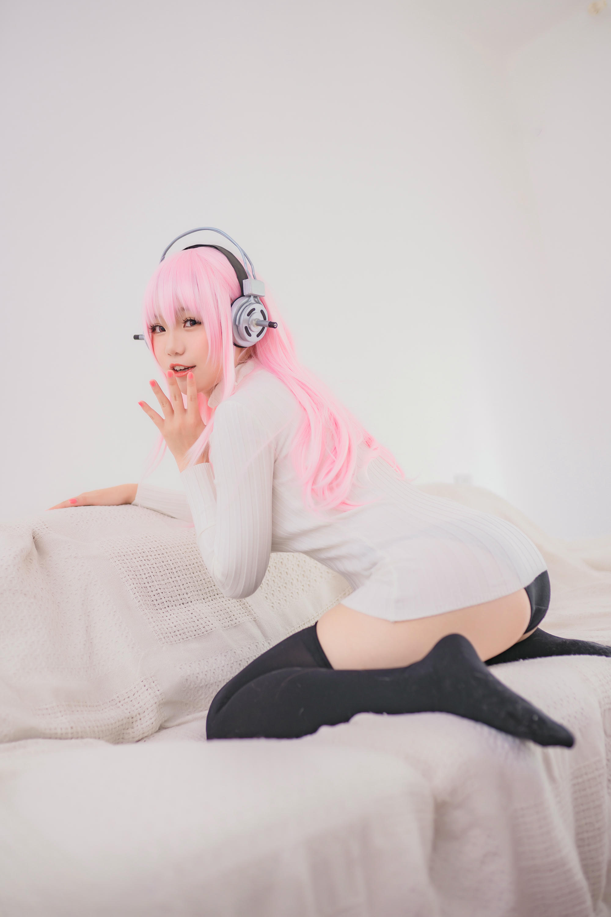 Yoko宅夏 NO.024 索尼子本毛衣 [18P 131MB]_第1集