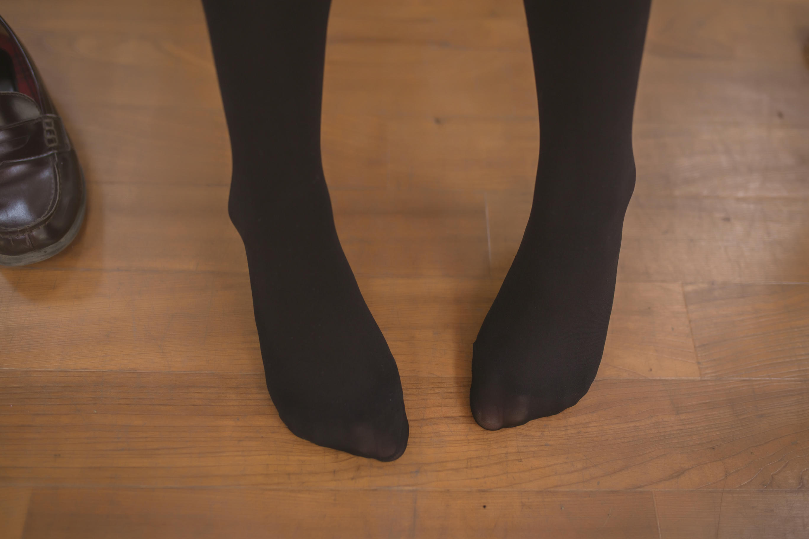 Yoko宅夏 NO.003 黑丝JK [39P-220MB]_第2集