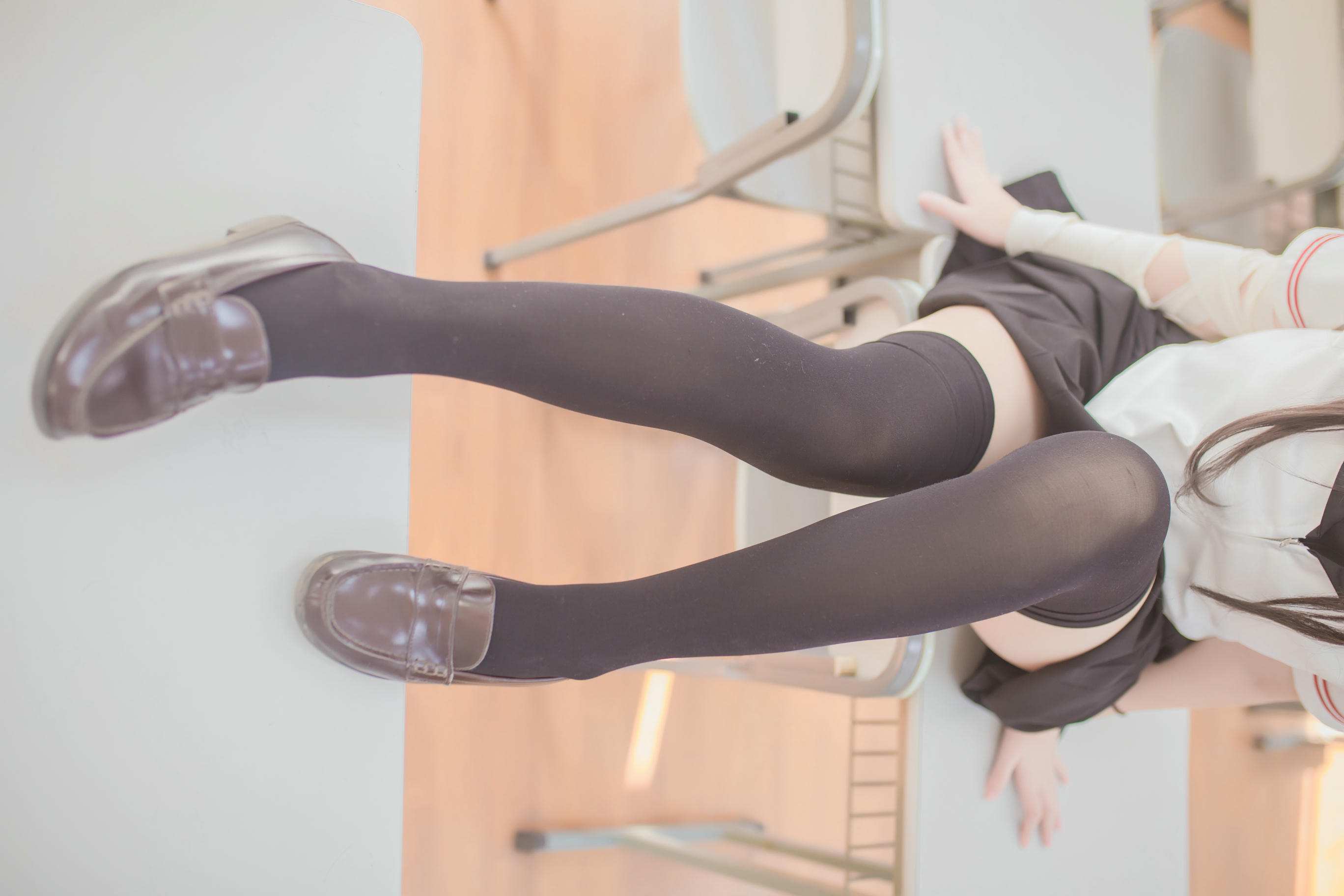 Yoko宅夏 NO.003 黑丝JK [39P-220MB]_第1集