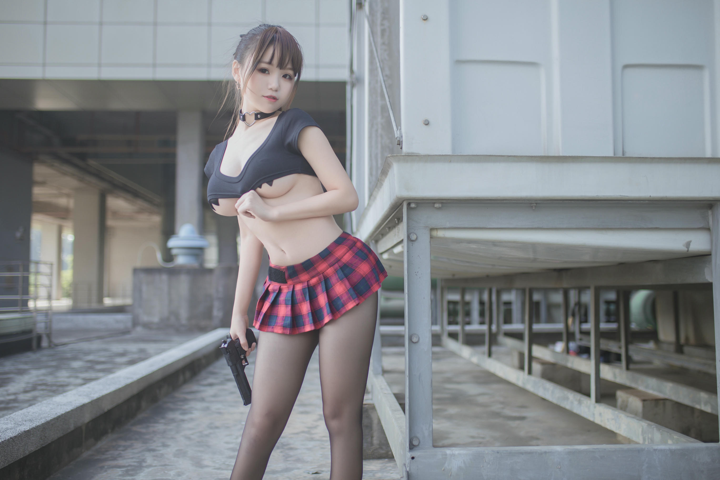 Yoko宅夏 NO.004 红色格子 [32P-188MB]_第1集