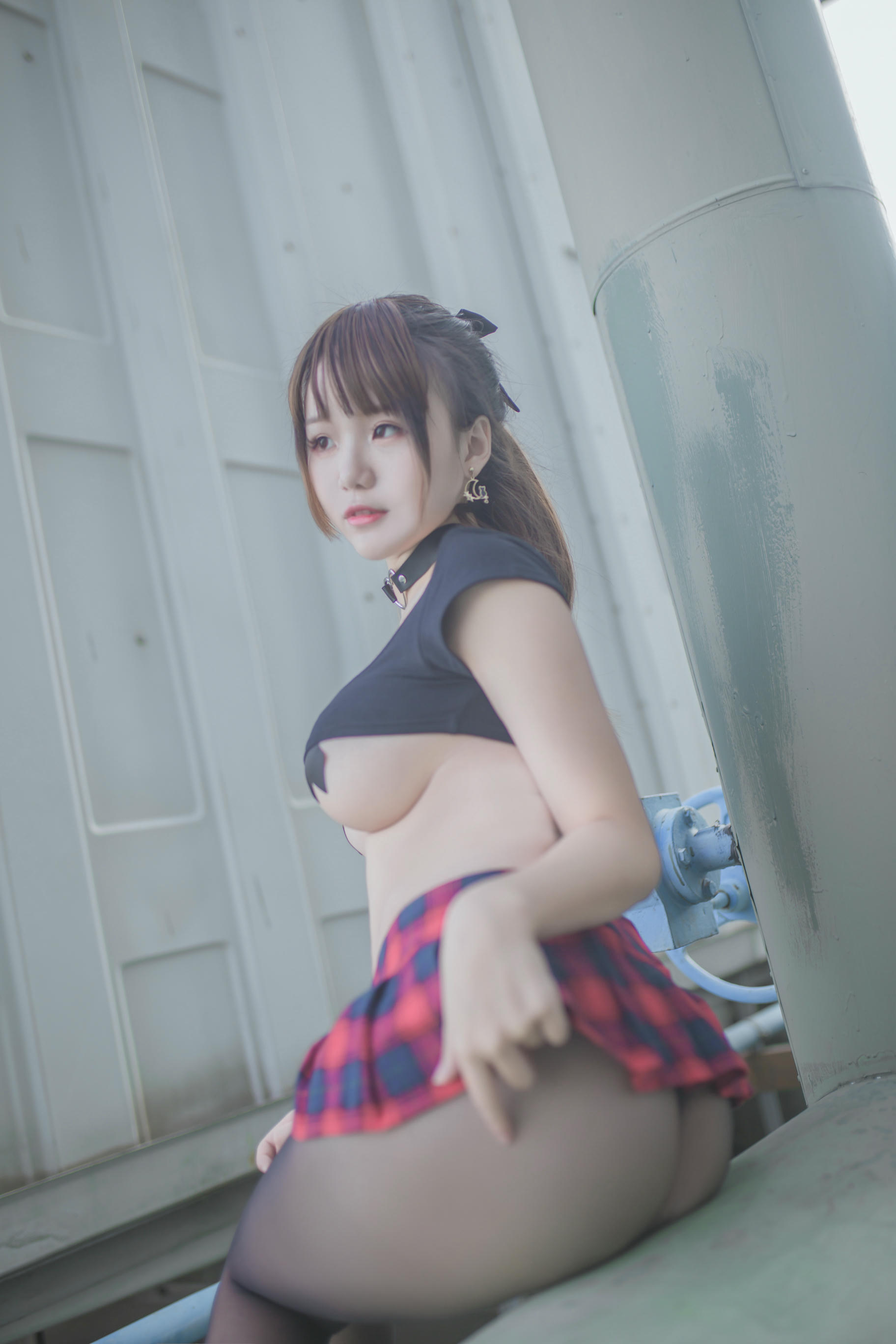 Yoko宅夏 NO.004 红色格子 [32P-188MB]_第1集