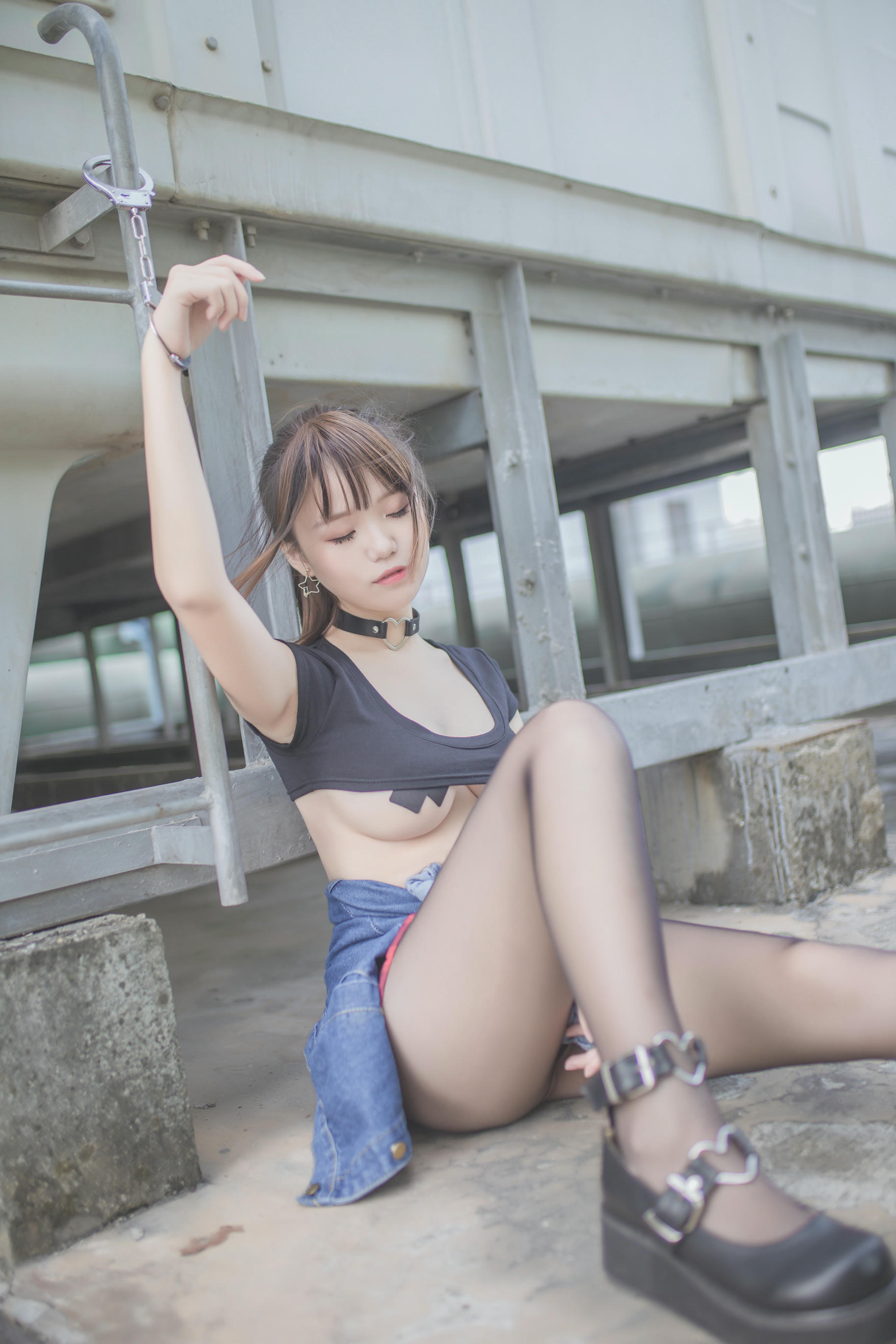 Yoko宅夏 NO.004 红色格子 [32P-188MB]_第2集