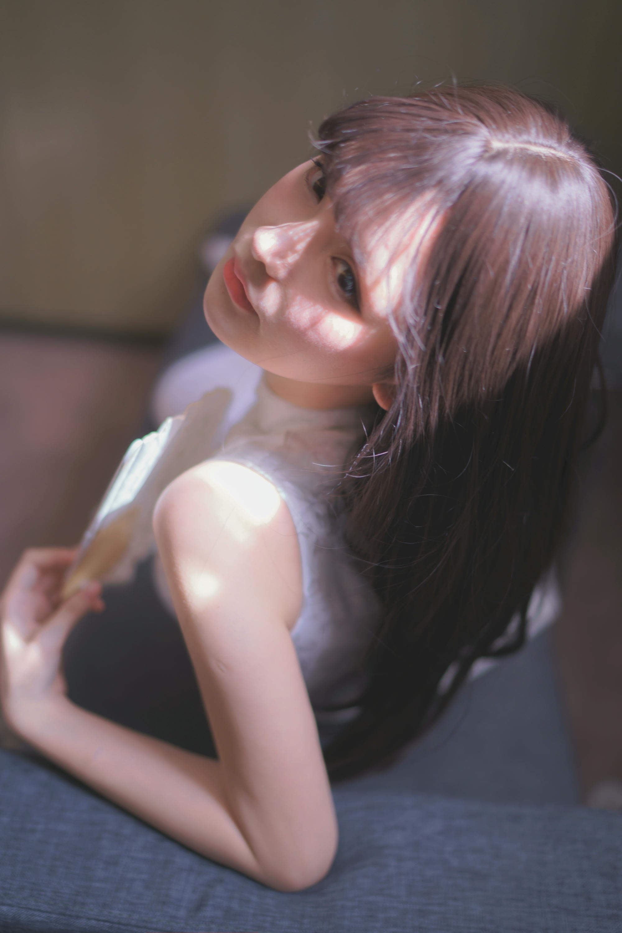 前羽_rr NO.002 白丝旗袍 [17P-108MB]_第1集