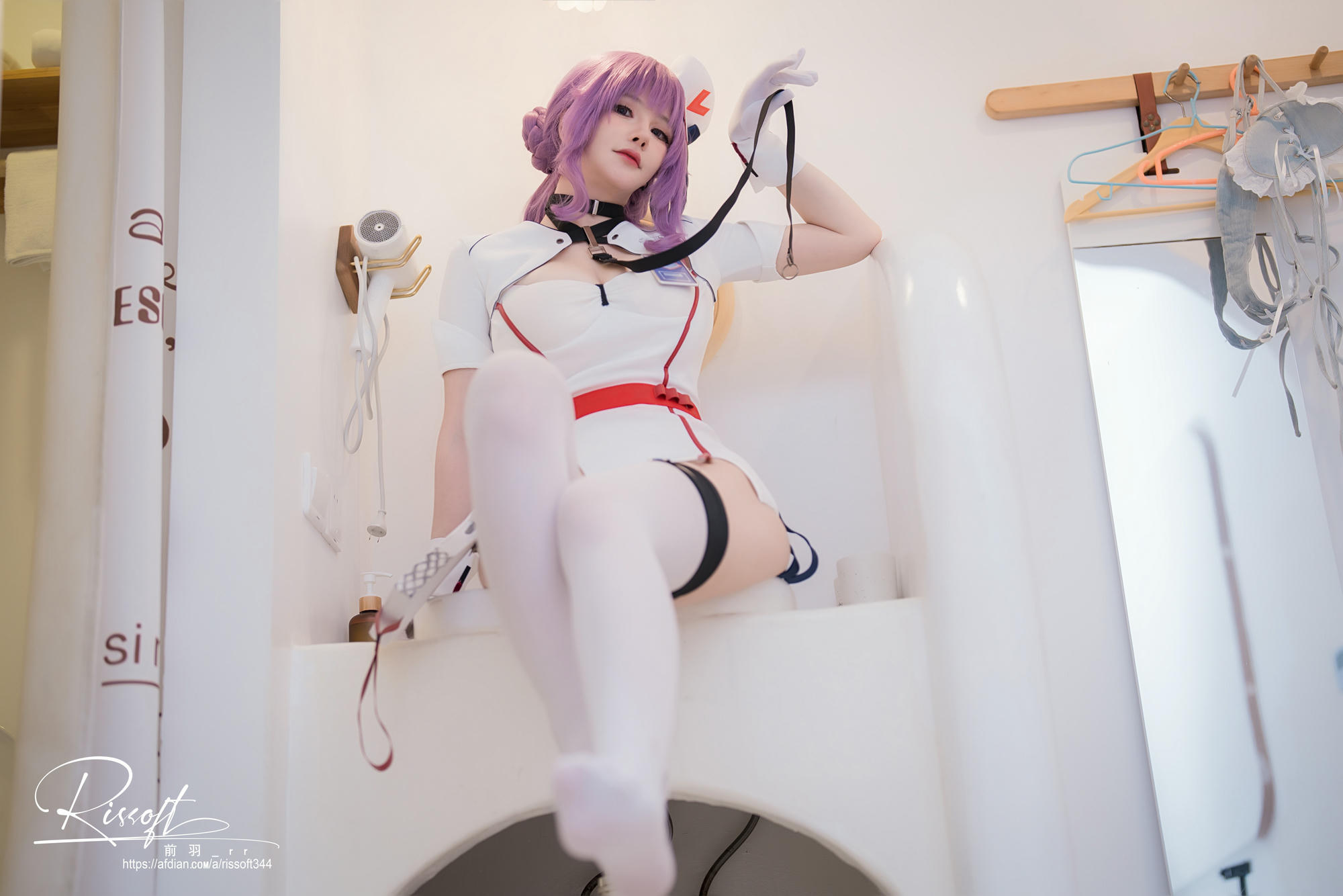 前羽_rr NO.031 スノウブレイク 禁域降臨 医師[42P 106.5M]_第2集