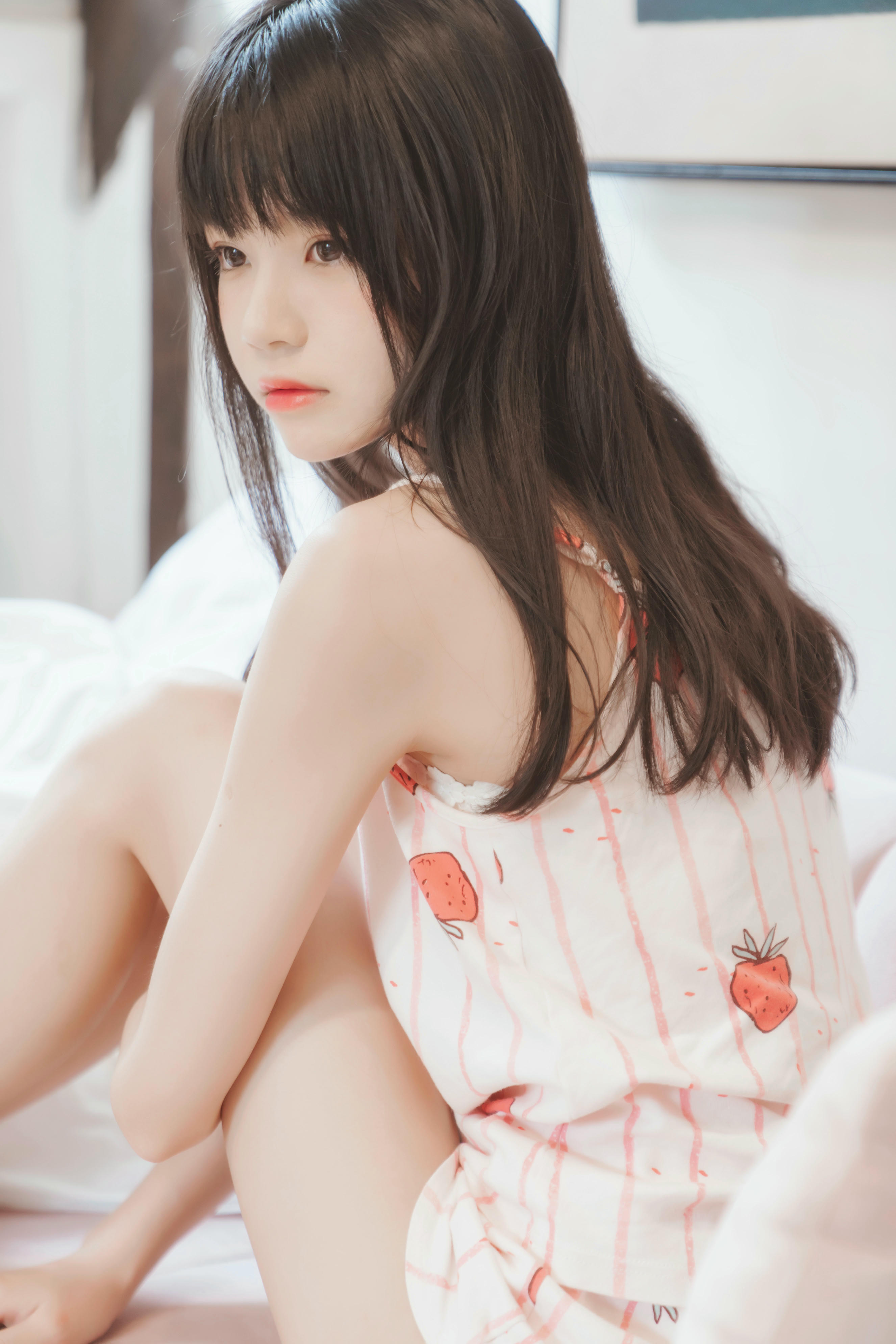 桜桃喵 NO.103 甜甜 [53P-837MB]-唇边小草莓_第1集