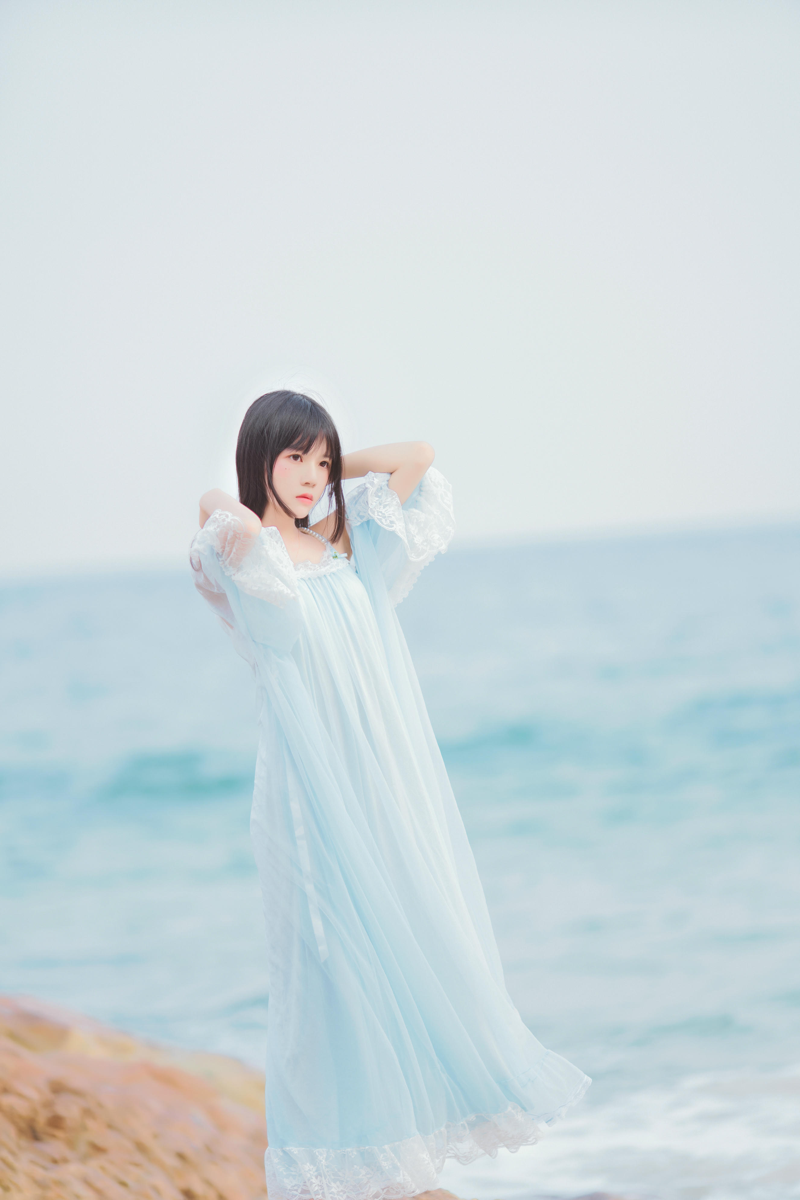 桜桃喵 NO.012 冬眠 长裙 [14P-233MB]_第1集