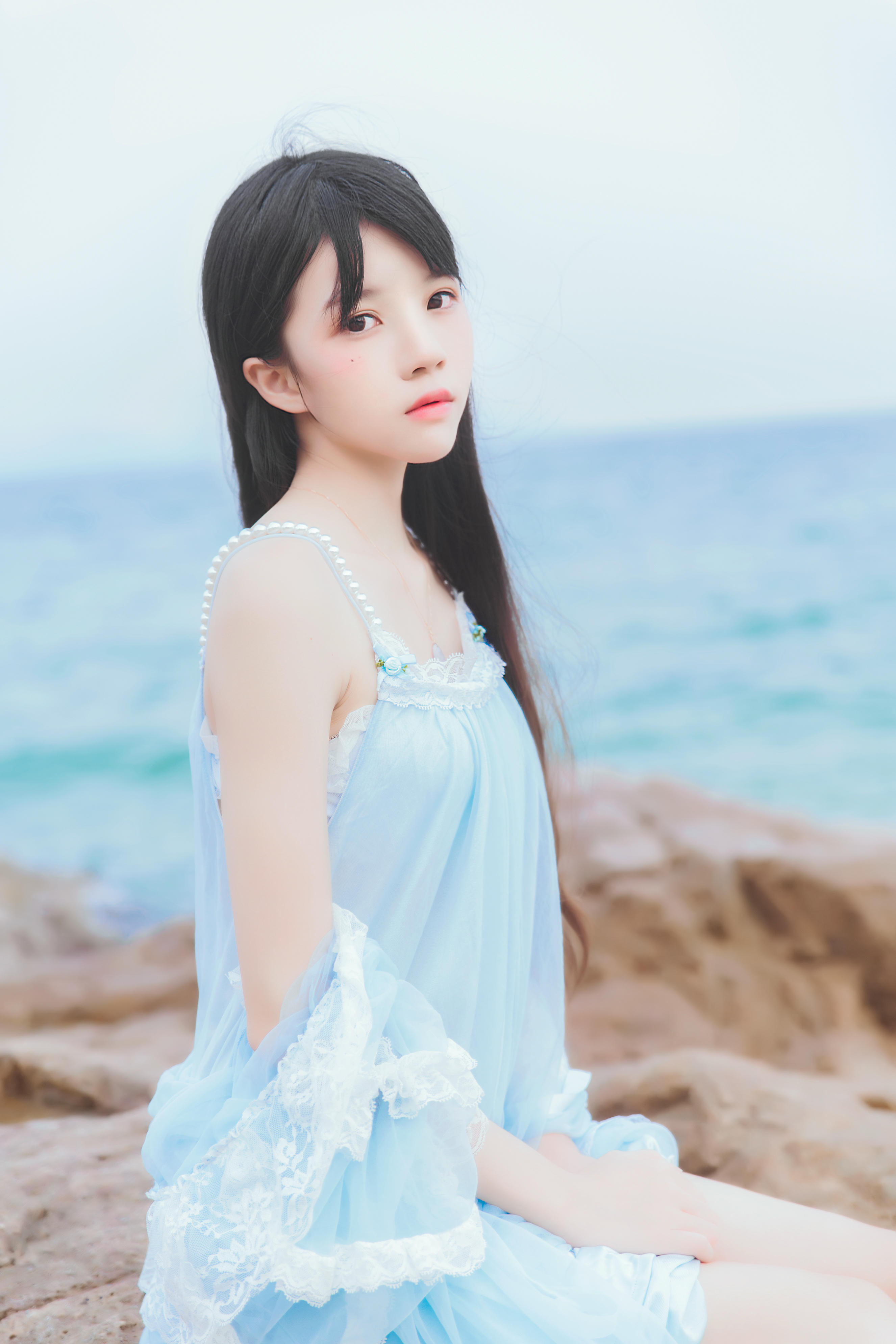 桜桃喵 NO.012 冬眠 长裙 [14P-233MB]_第1集