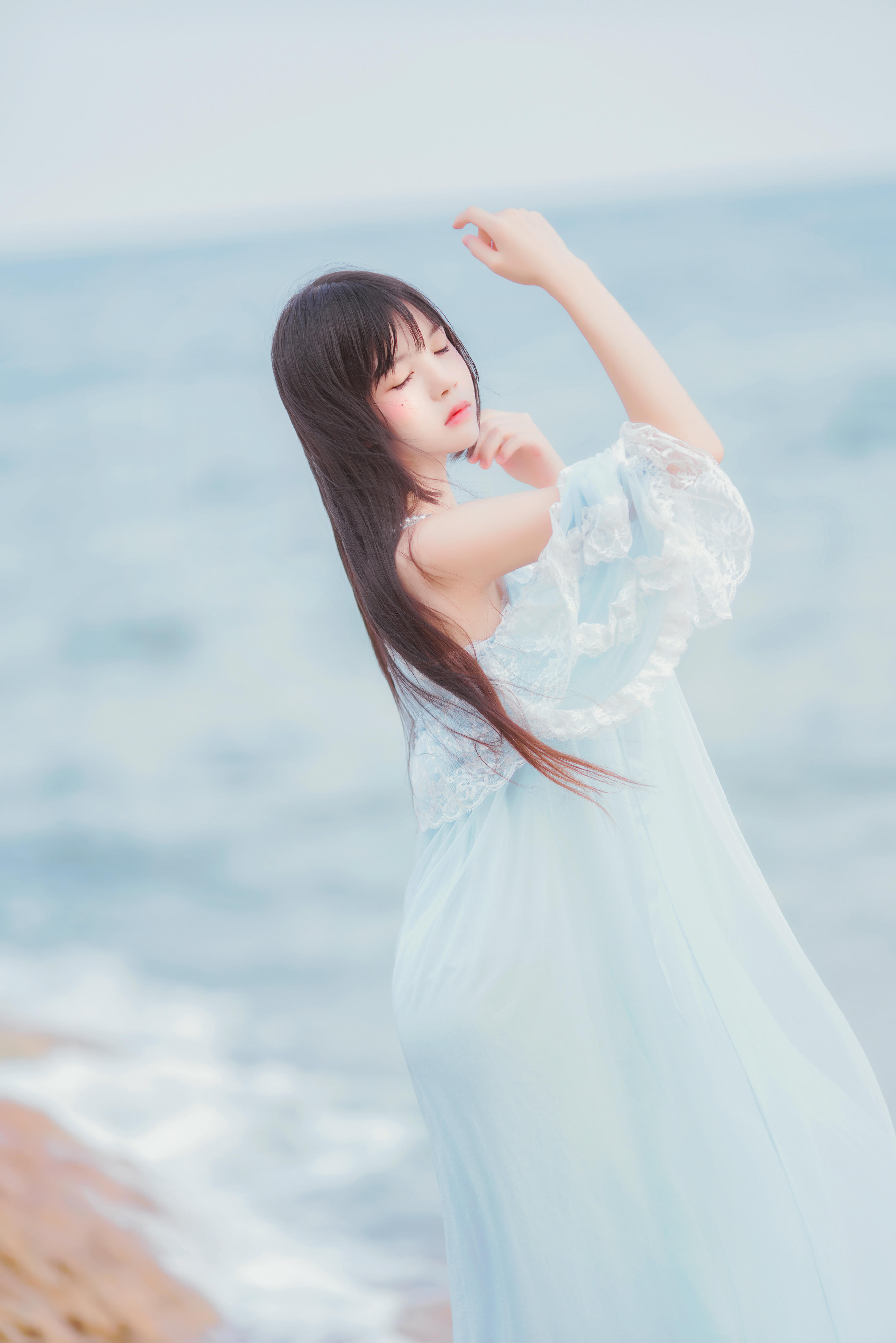 桜桃喵 NO.012 冬眠 长裙 [14P-233MB]_第1集