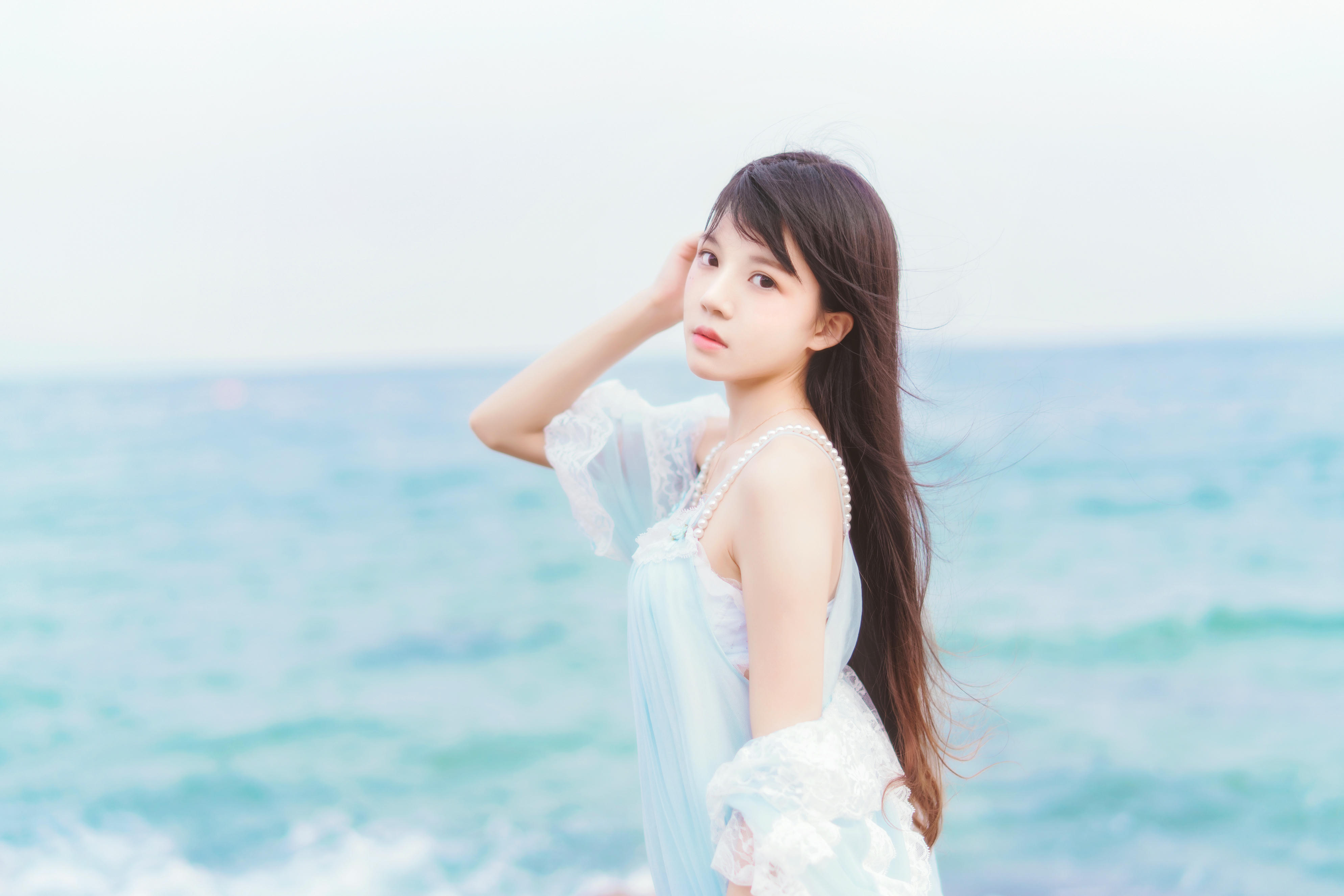 桜桃喵 NO.012 冬眠 长裙 [14P-233MB]_第1集