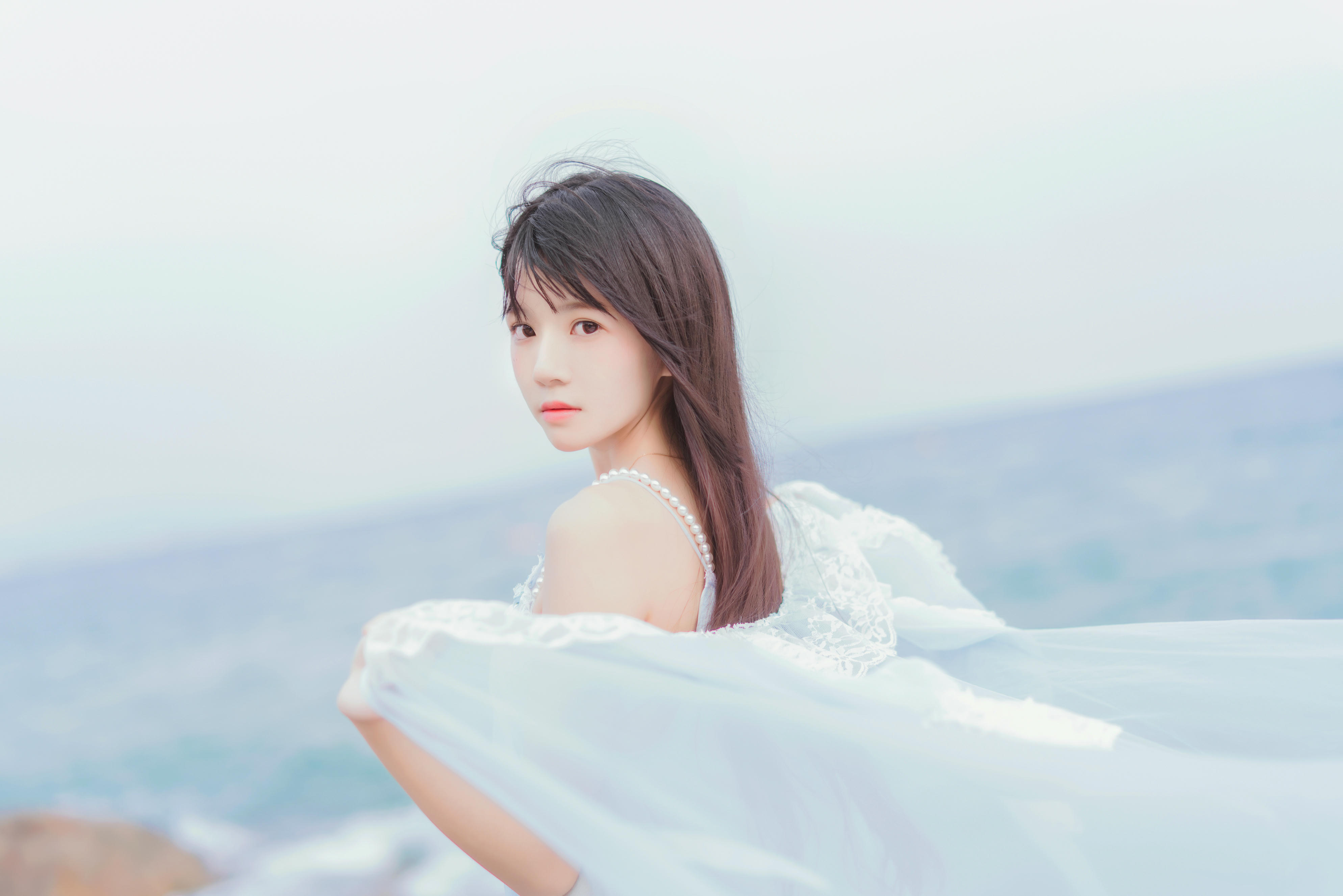 桜桃喵 NO.012 冬眠 长裙 [14P-233MB]_第1集