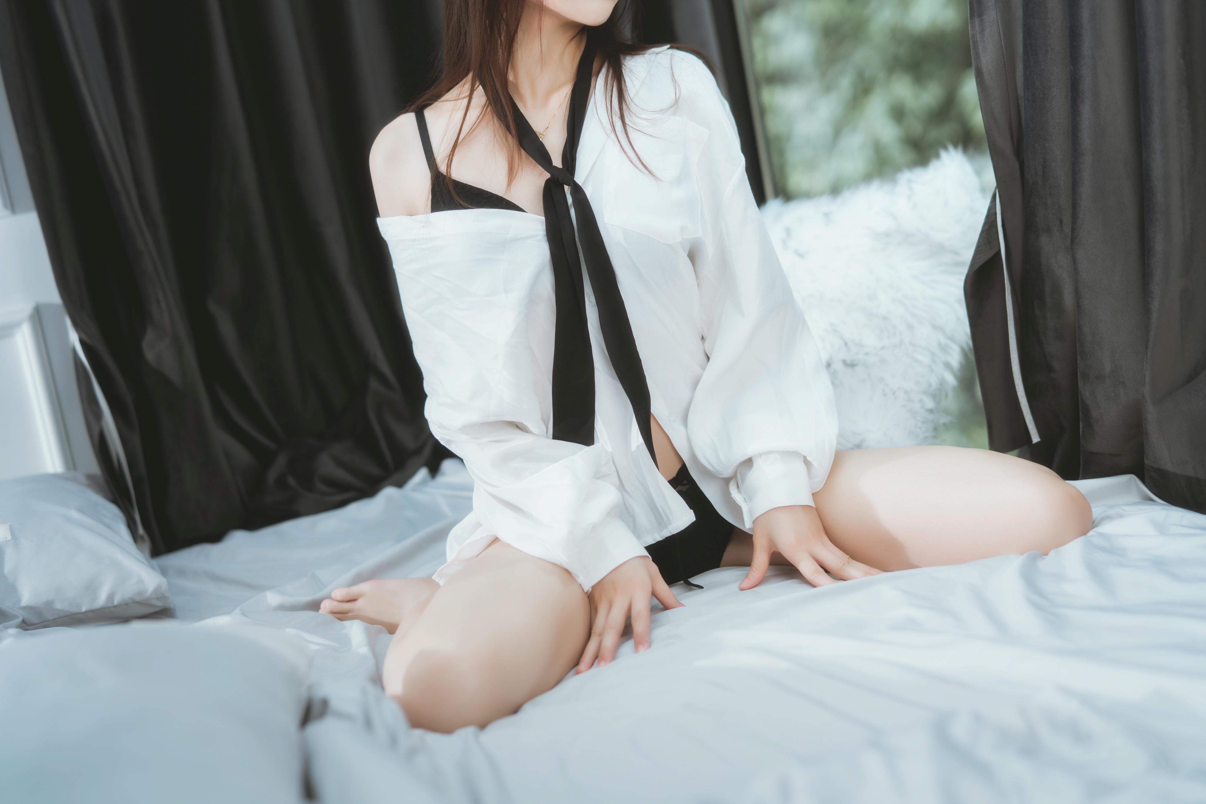 桜桃喵 NO.125 狼来了01 [72P 1.30GB]_第1集