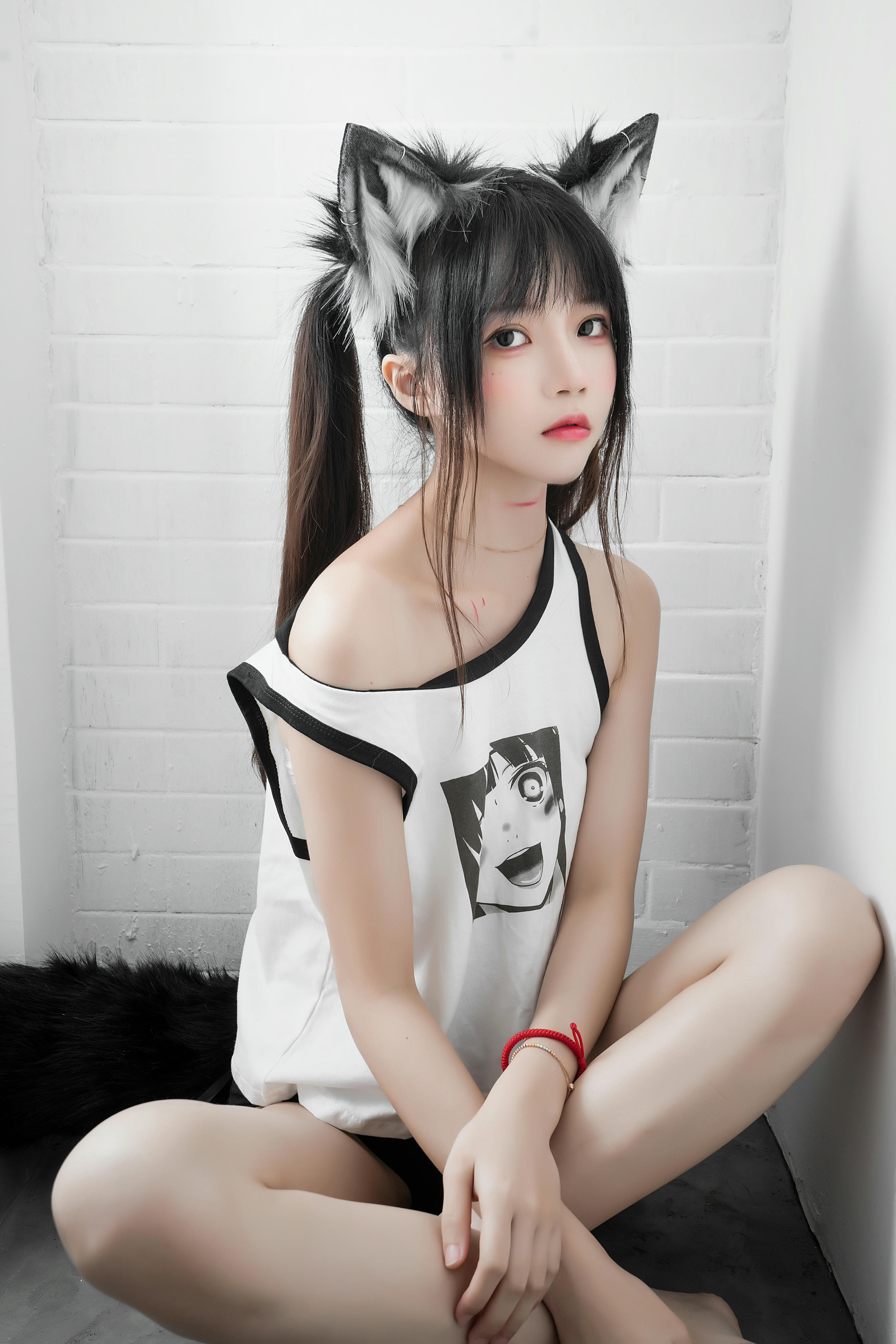 桜桃喵 NO.127 狼崽崽 [60P 1.05GB]_第1集