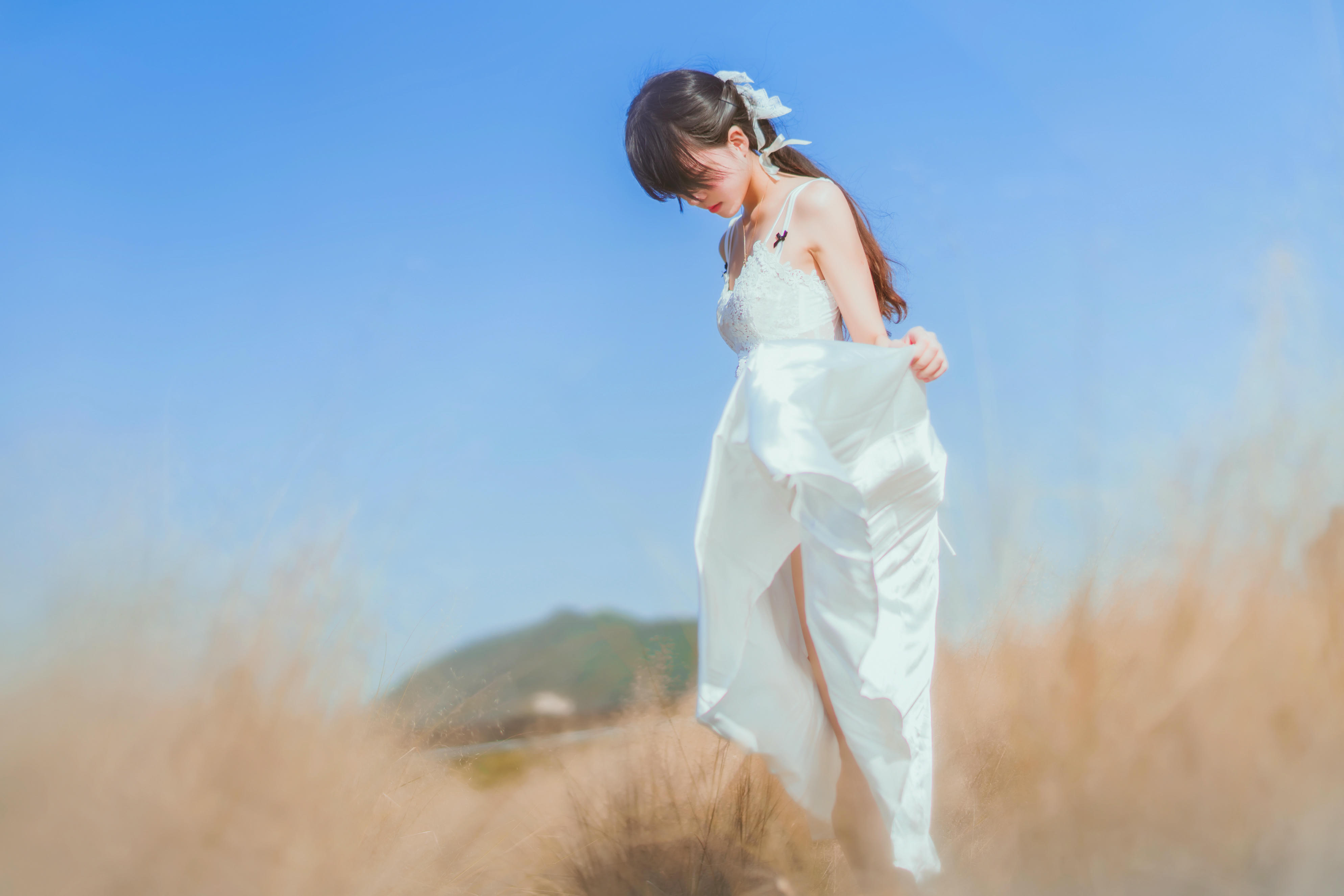 桜桃喵 NO.014 冬眠 白裙上 [48P-674MB]_第2集