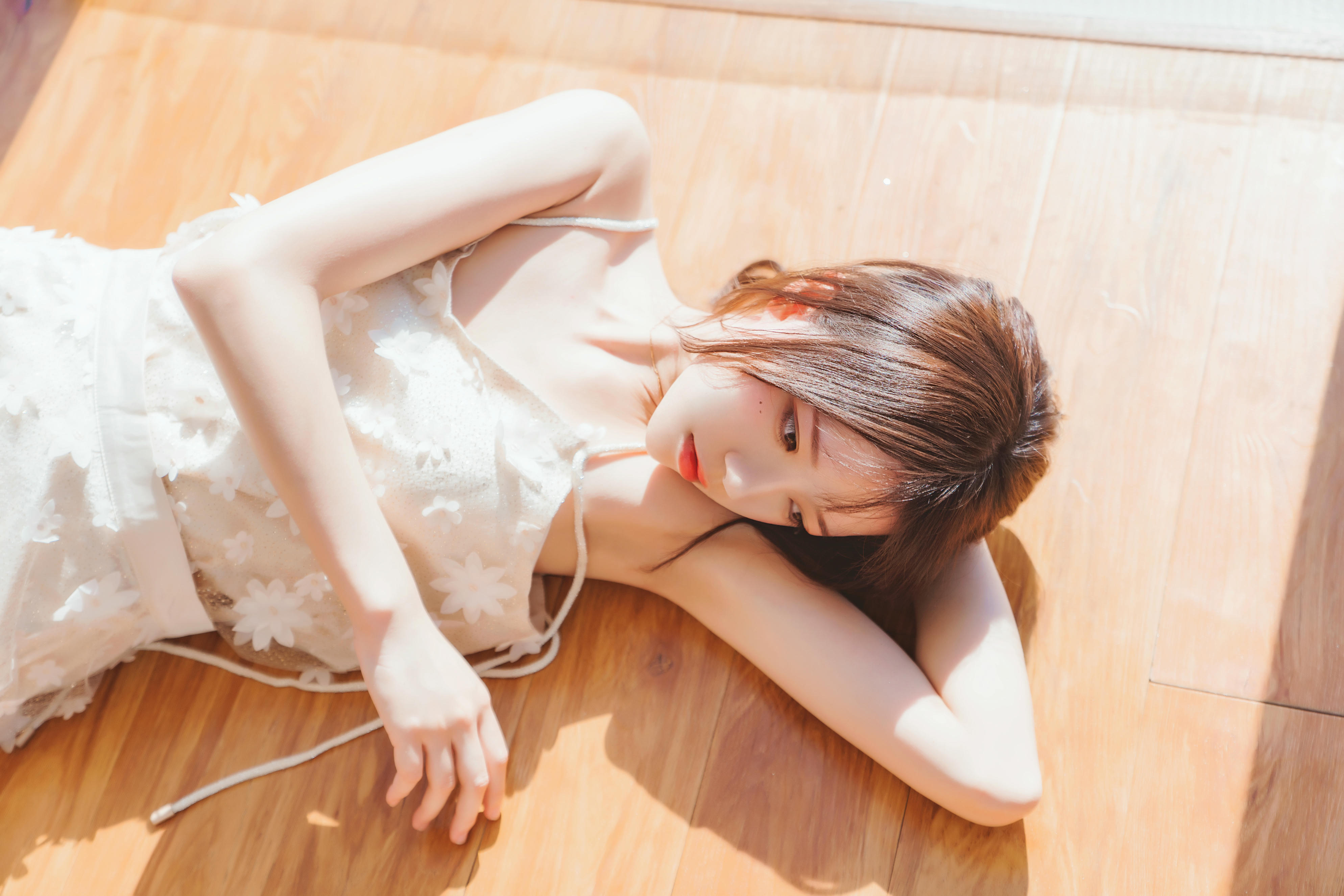 桜桃喵 NO.153 粼光 [25P 109MB]_第1集