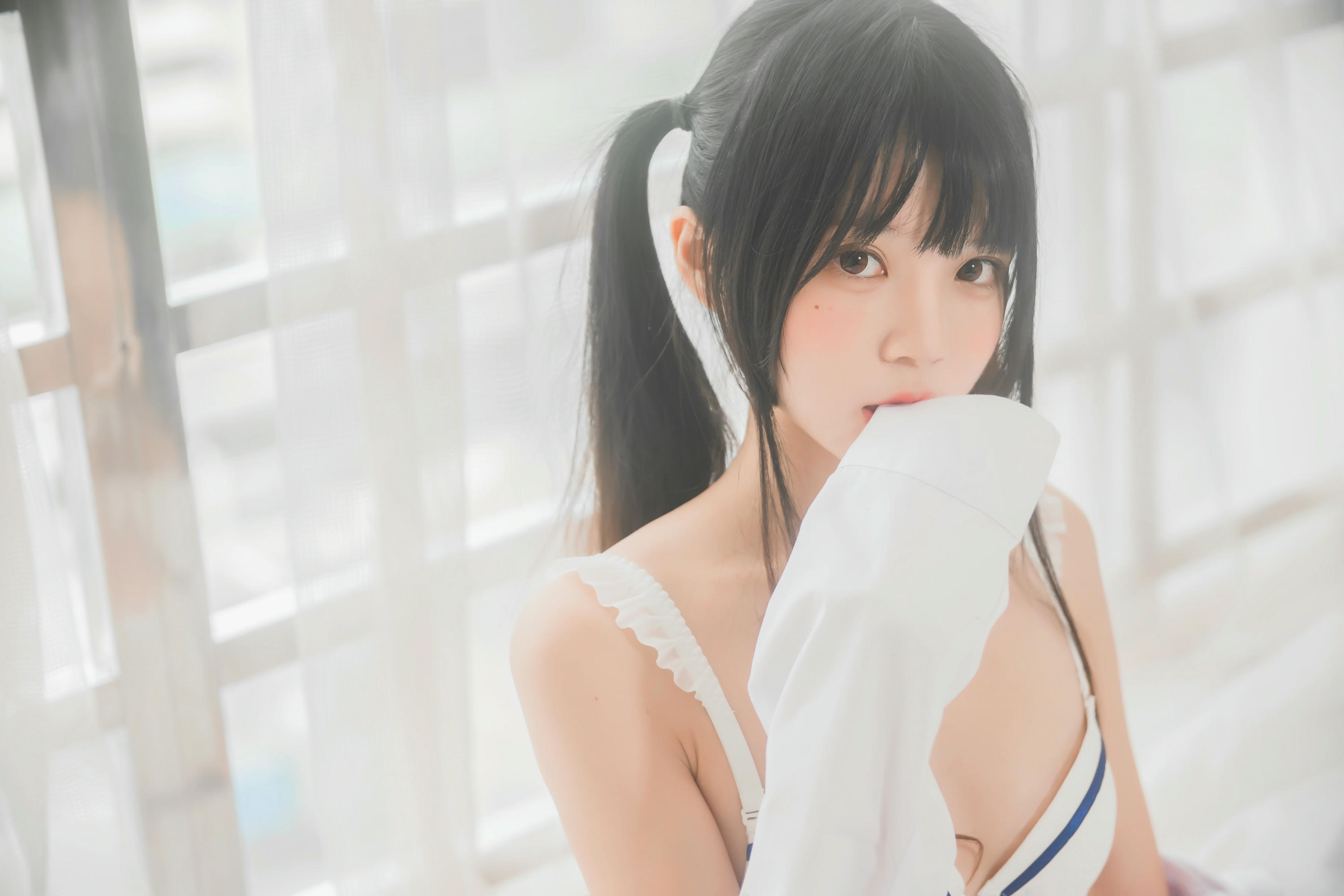 桜桃喵 NO.001 白衬衫双马尾 [47P-345MB]_第2集