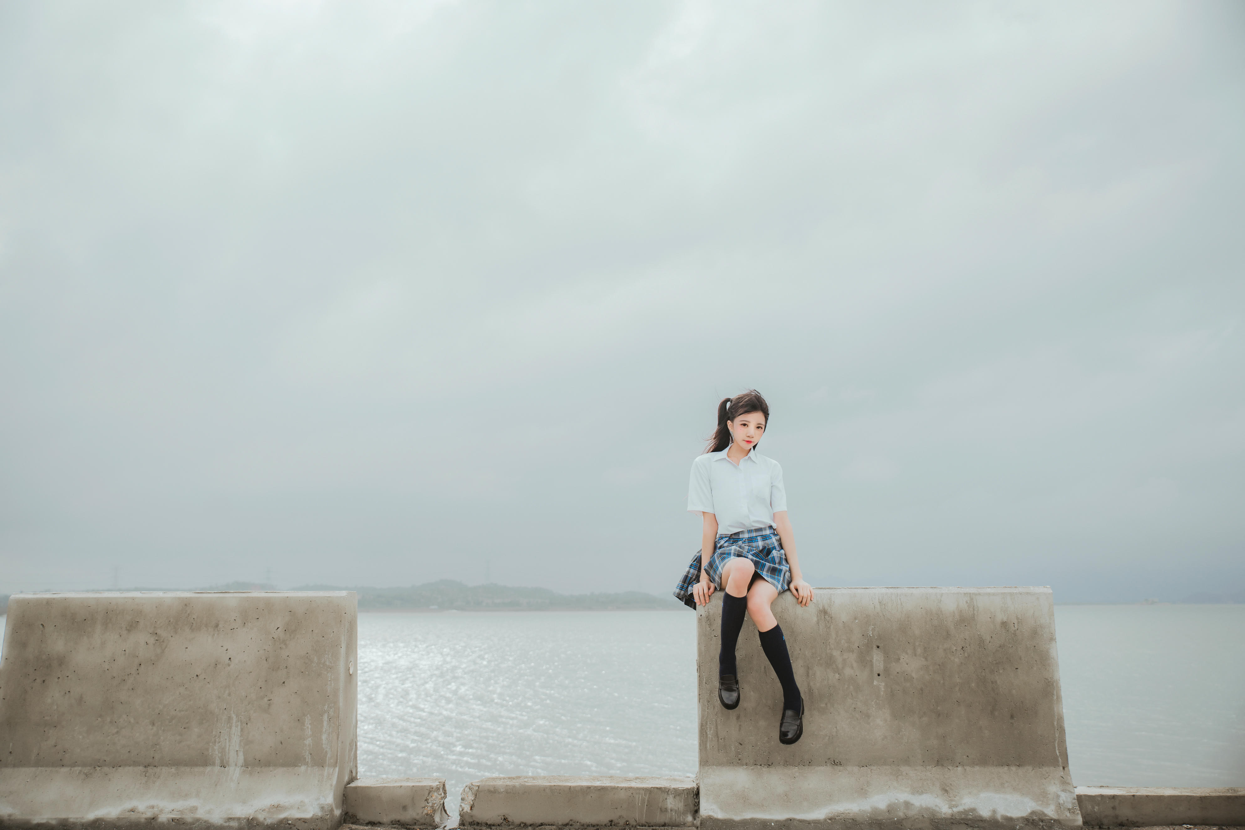 桜桃喵 NO.019 耳畔的风 [27P-377MB]_第1集