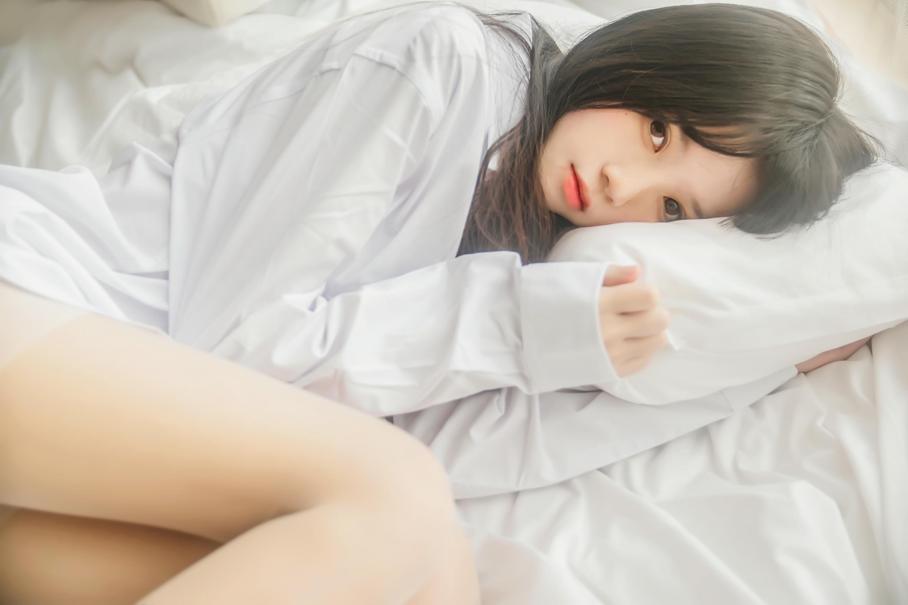 桜桃喵 NO.002 白衬衫散发 [49P-409MB]_第1集