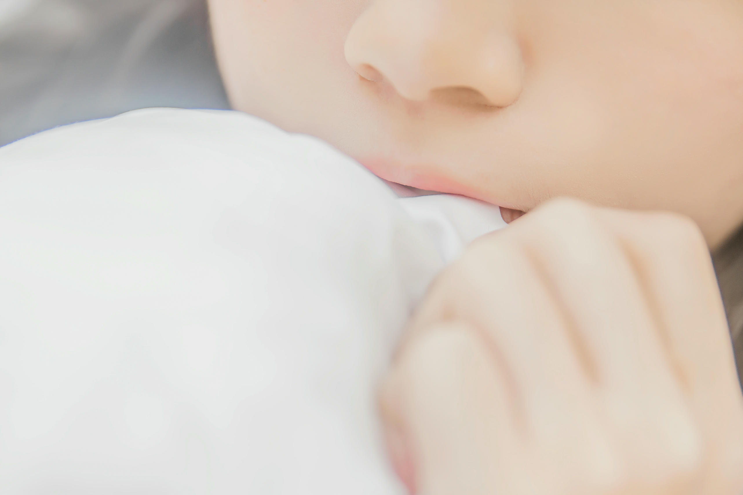 桜桃喵 NO.002 白衬衫散发 [49P-409MB]_第2集