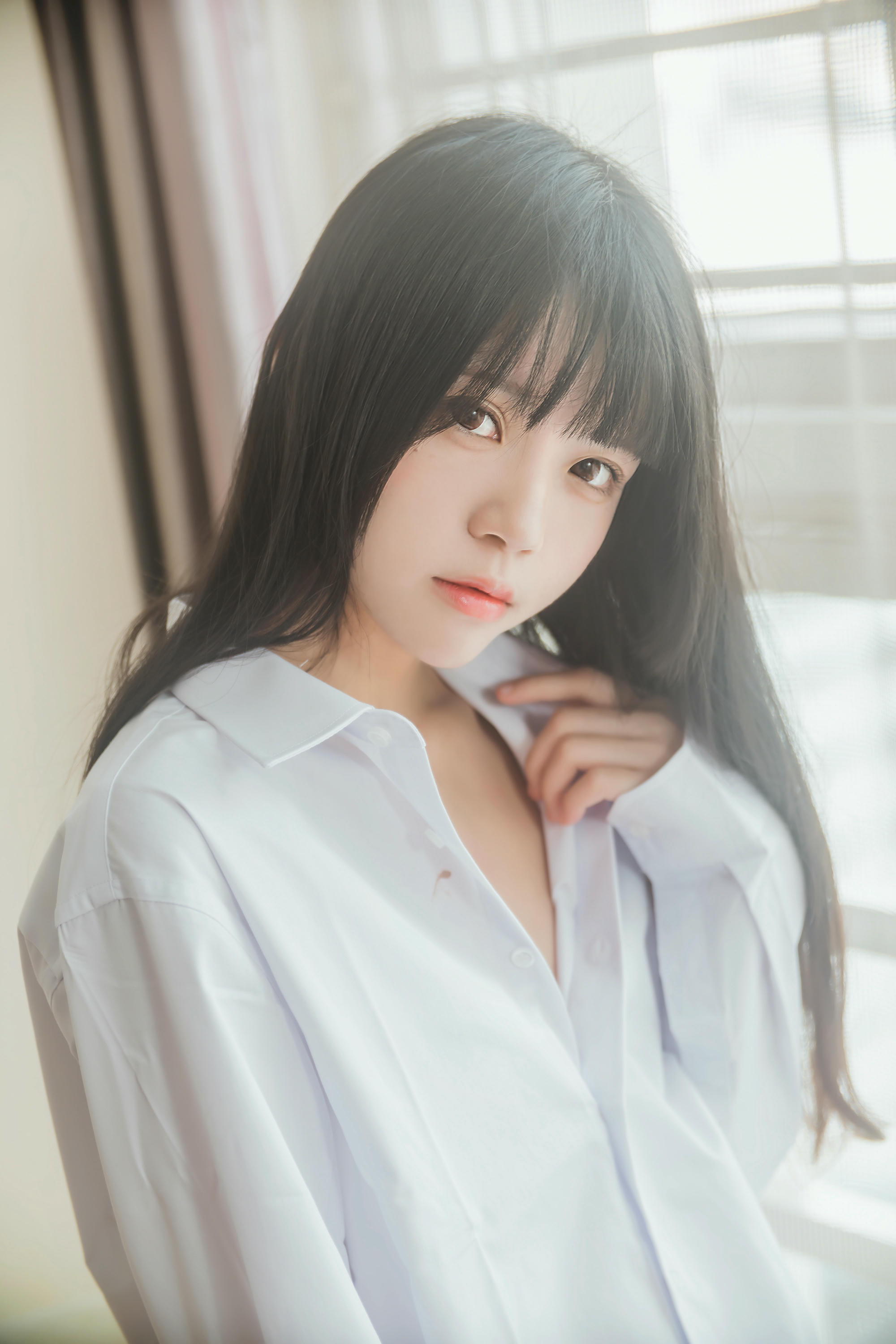 桜桃喵 NO.002 白衬衫散发 [49P-409MB]_第1集