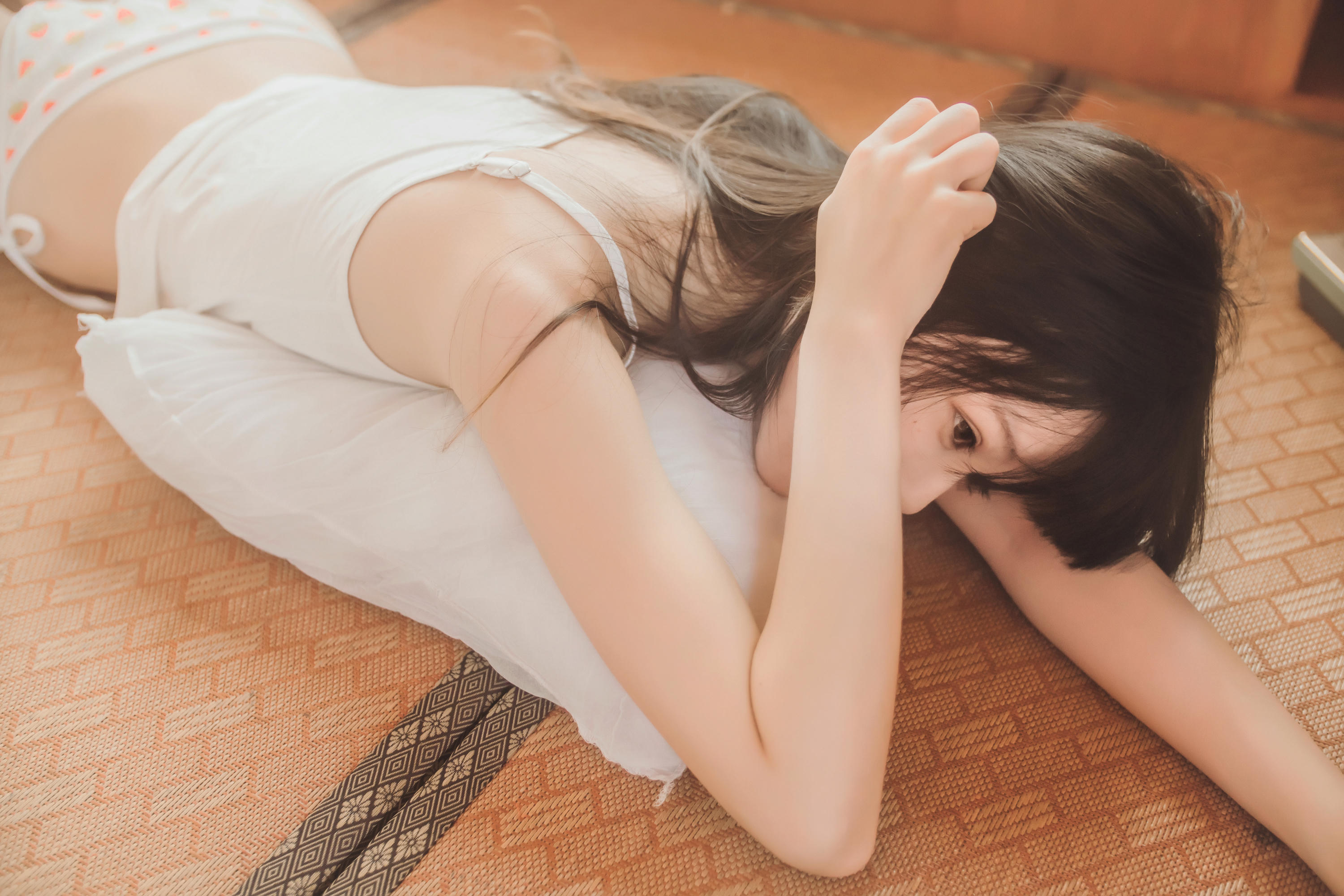 桜桃喵 NO.007 未熟1 小背心换水手服 [144P-1.43GB]_第2集