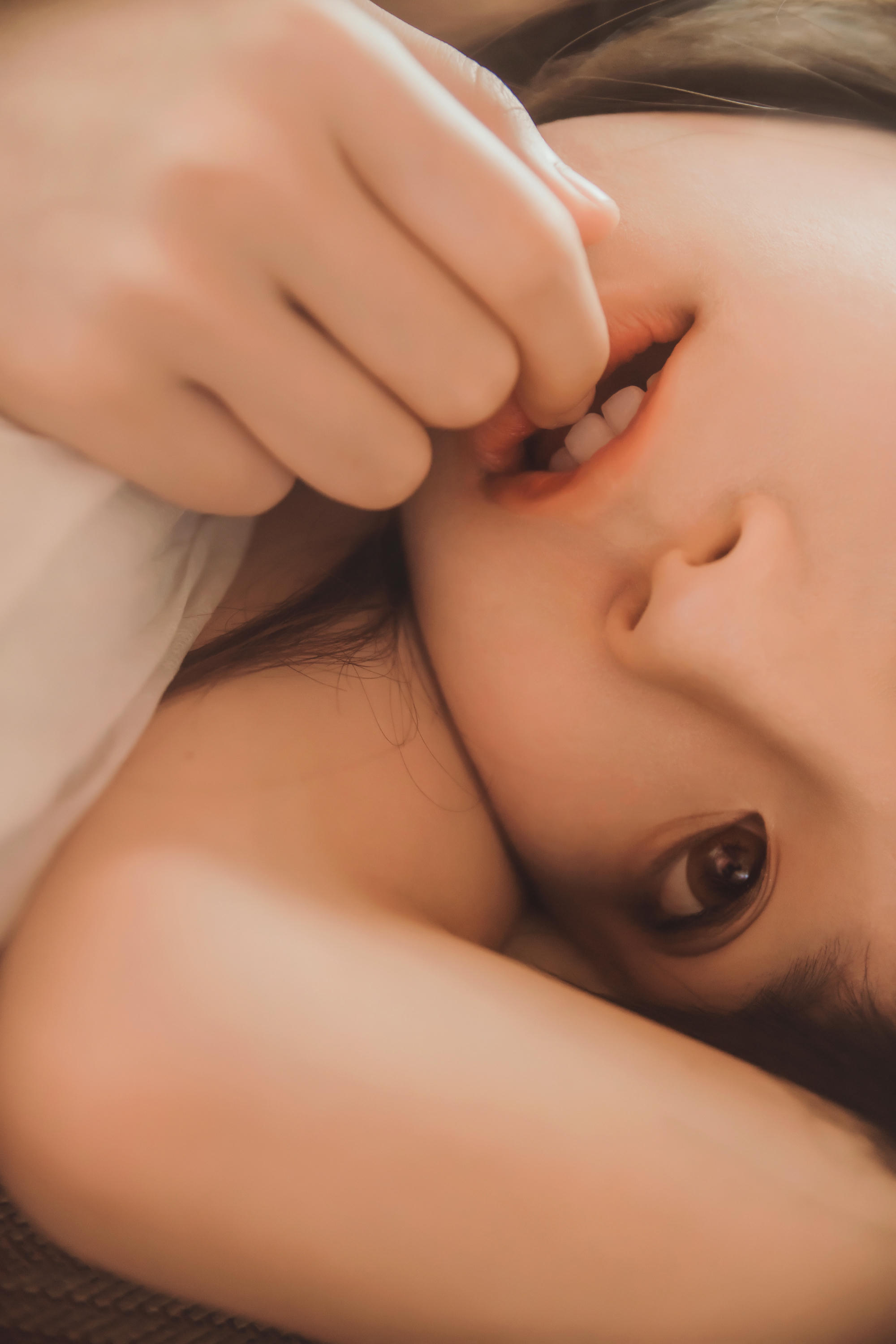 桜桃喵 NO.007 未熟1 小背心换水手服 [144P-1.43GB]_第3集