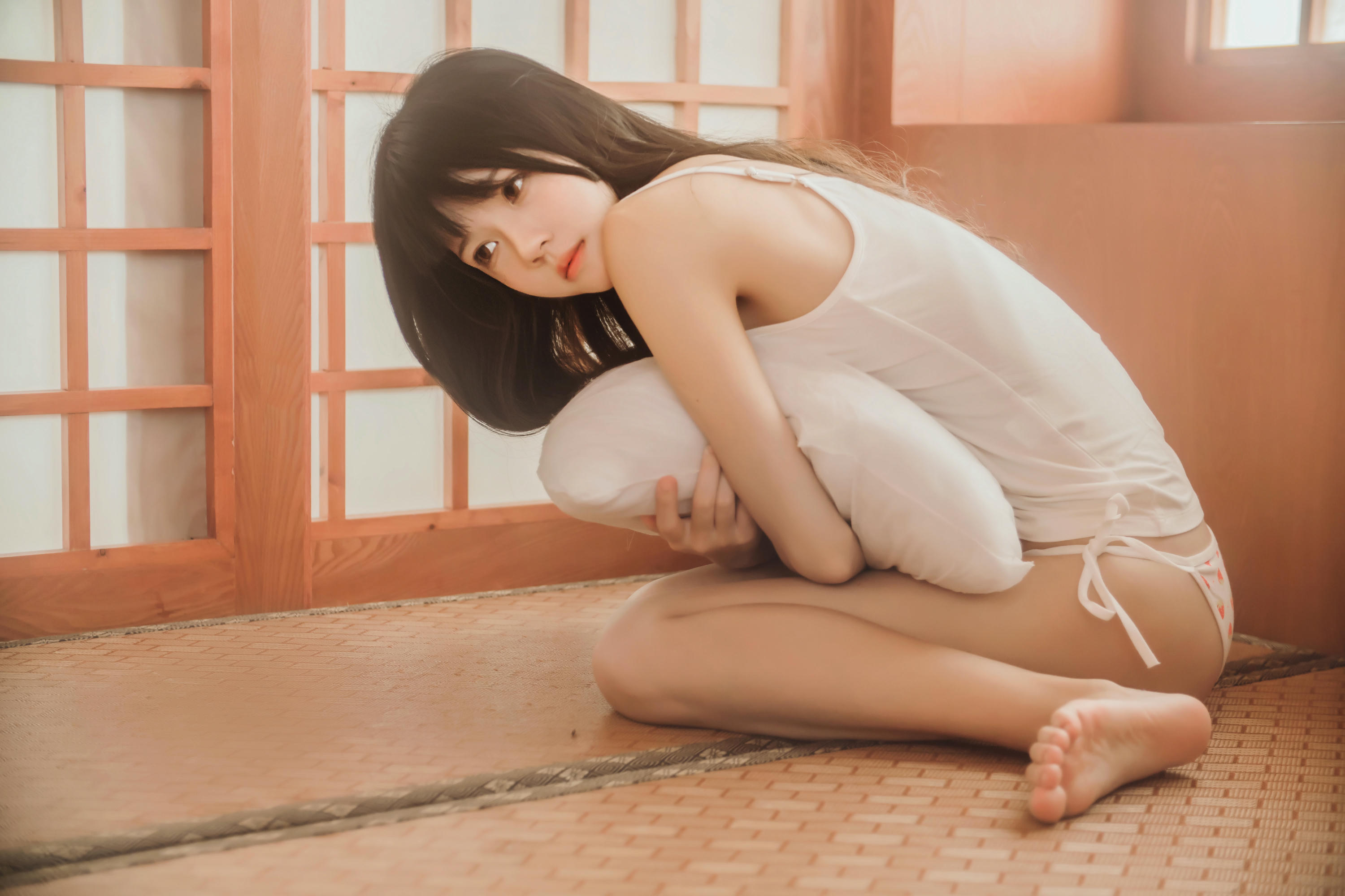 桜桃喵 NO.007 未熟1 小背心换水手服 [144P-1.43GB]_第3集