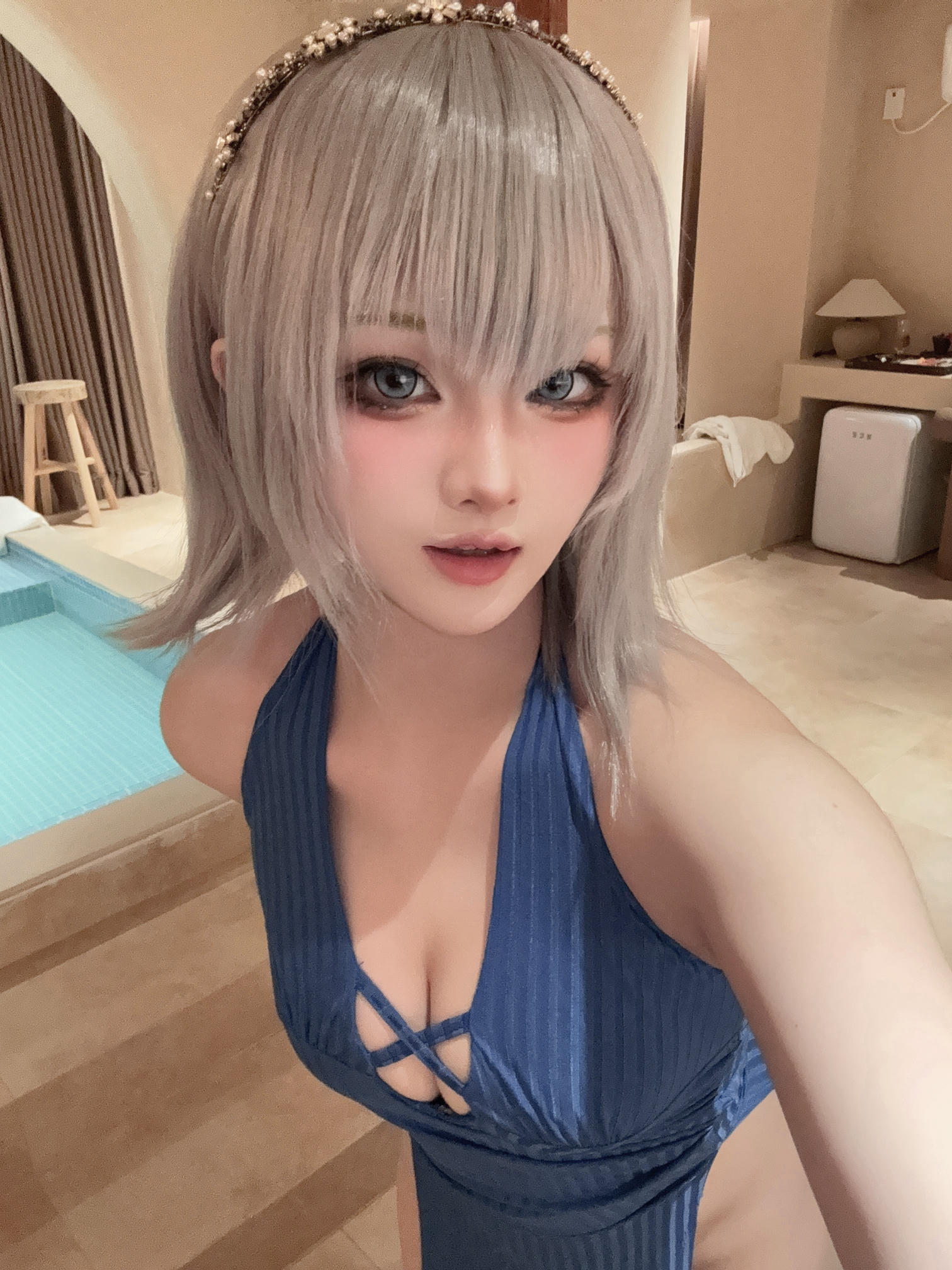 屿鱼 NO.037 海外自拍 [14P 108MB]_第1集