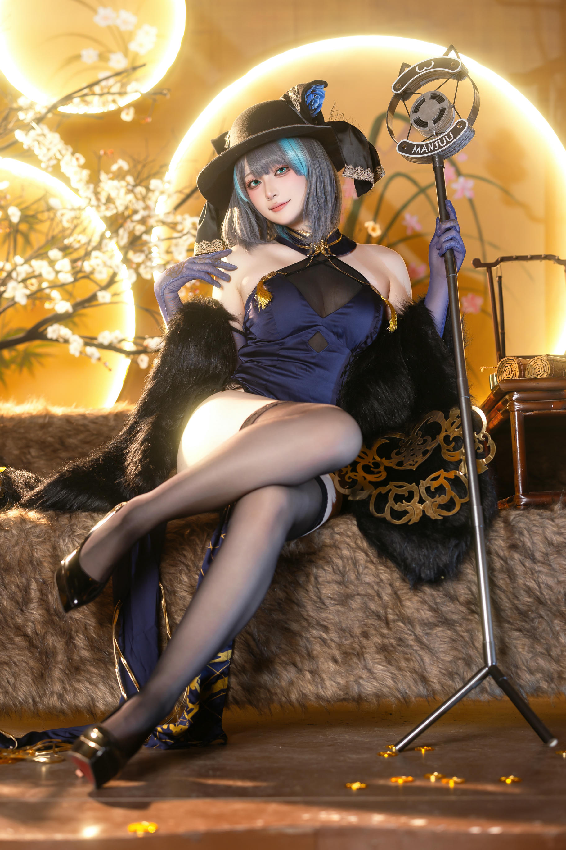 屿鱼 NO.038 金装猫猫头 [60P 747MB]_第1集