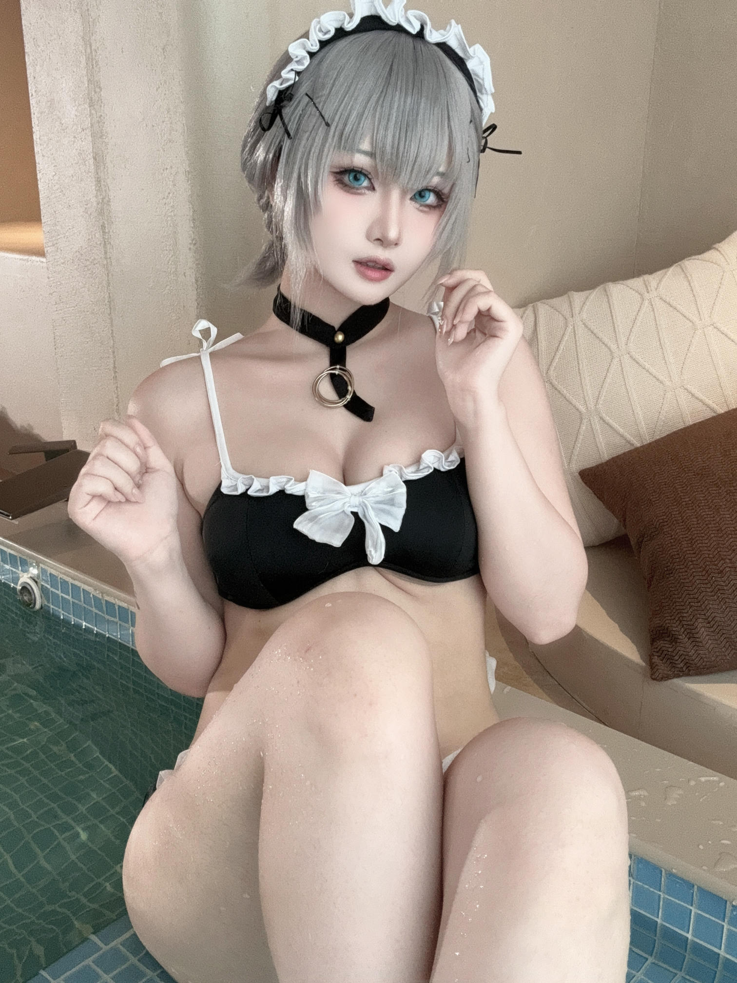 屿鱼 NO.044 曼彻斯特泳装 [50P 365MB]_第1集