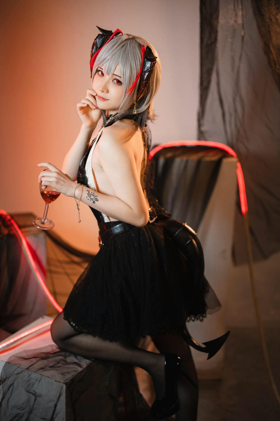 屿鱼 NO.007 patreon 23年6月-24年3月 [1239P 1.91GB]-主题排-明日方舟-w_第1集