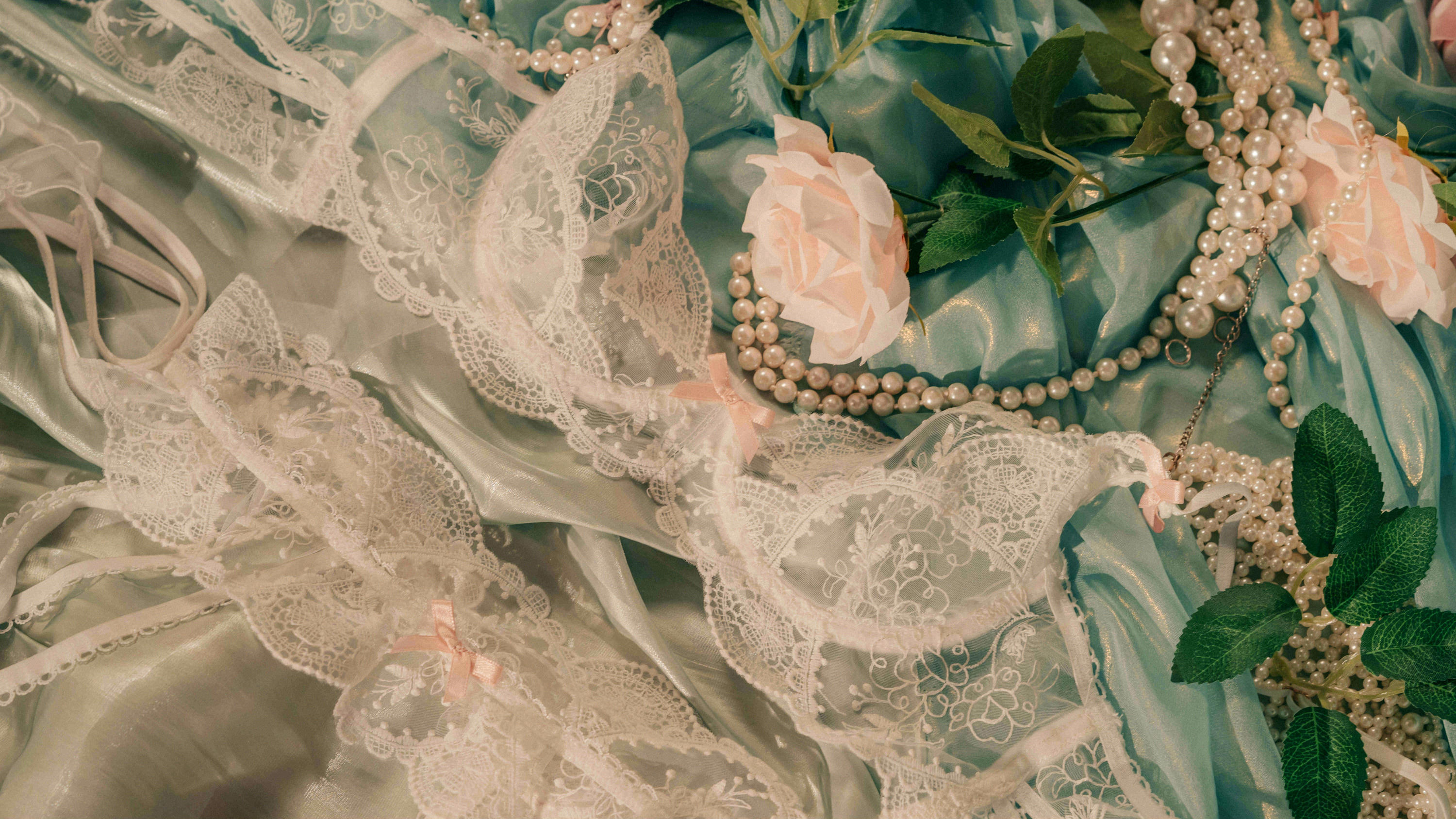 云溪溪 NO.010 奶桃 油画少女 [40P1V-1.66GB]_第1集