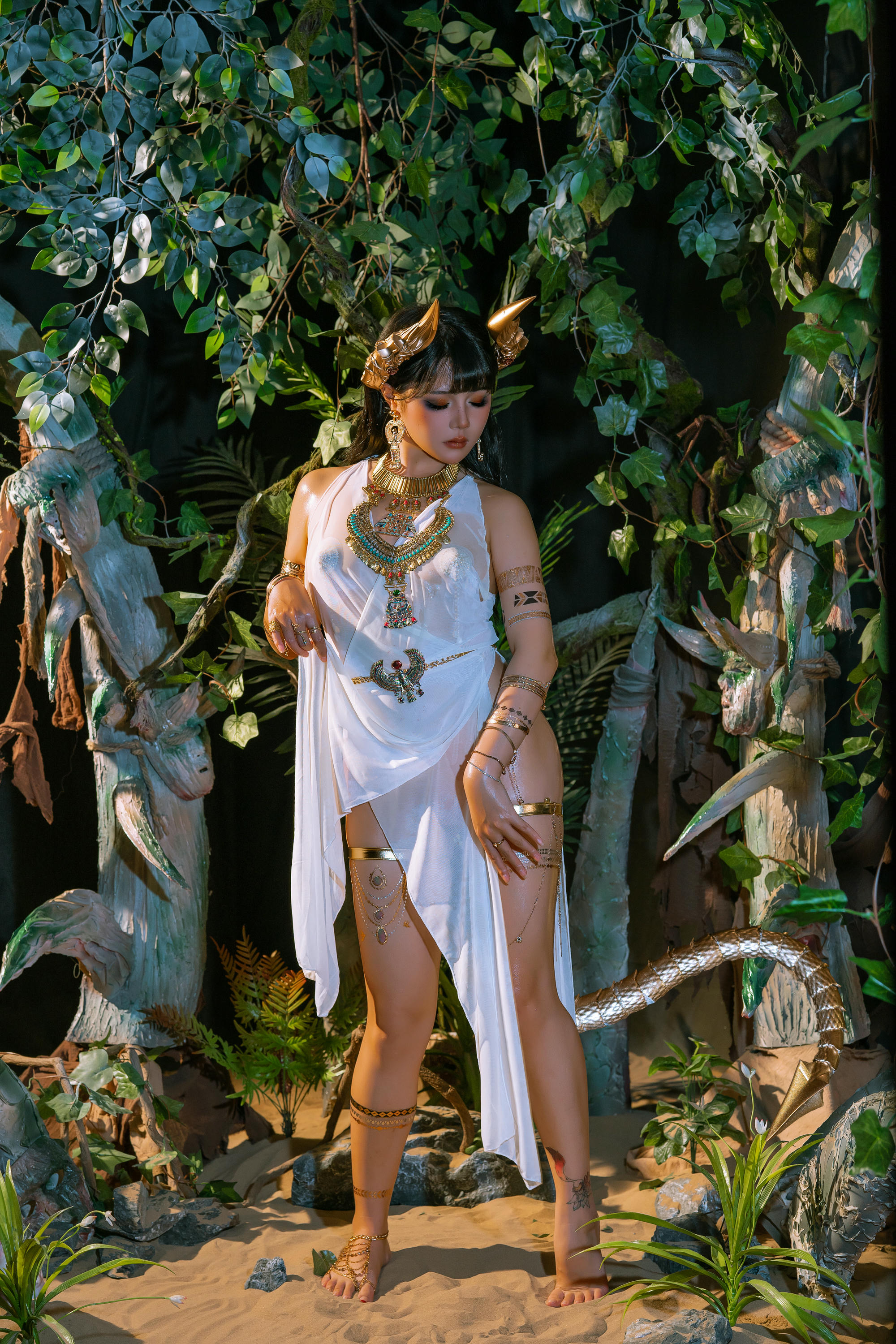 云溪溪 NO.109 龙娘图鉴01 [119P 1.83GB]-云溪 喵子-伊庇斯·拉 [18P]_第1集