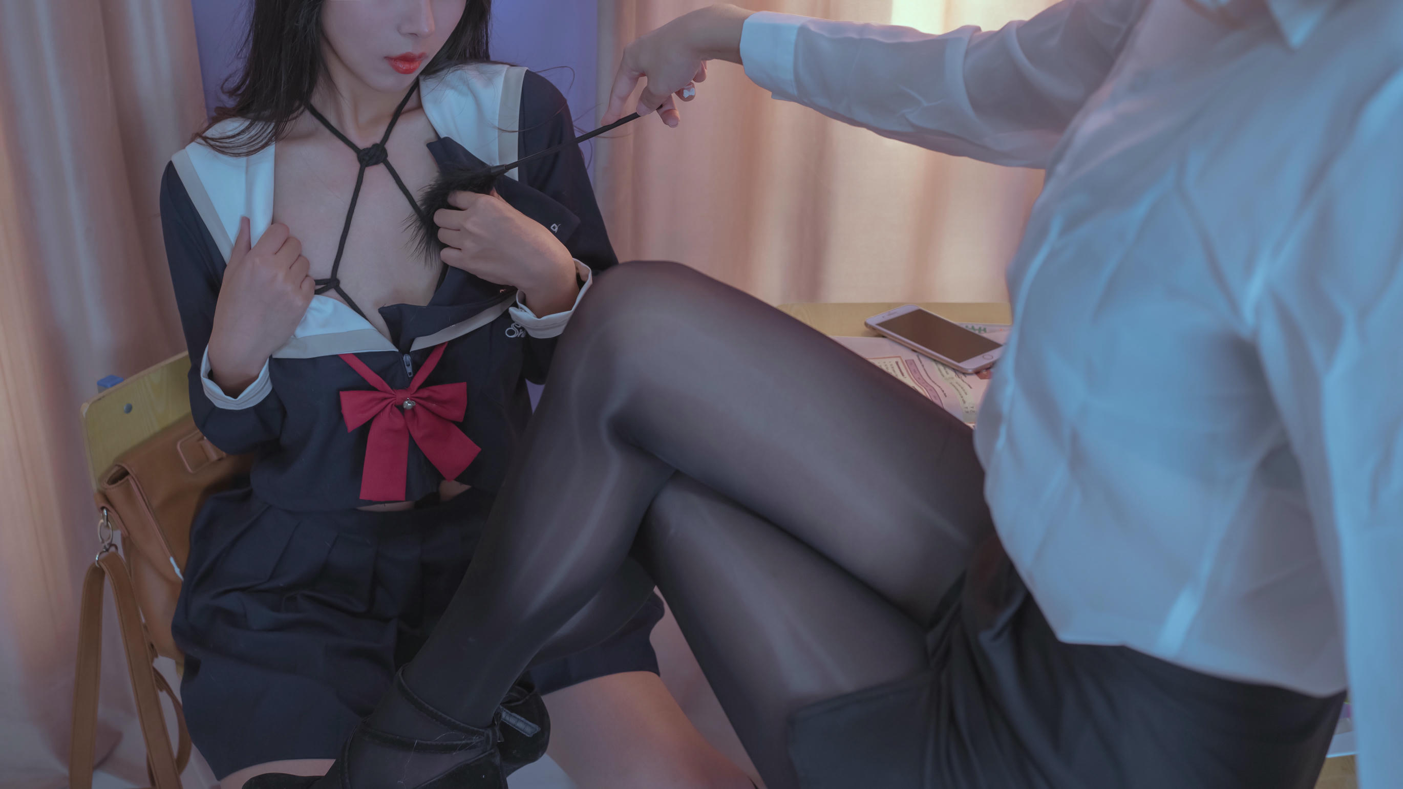 云溪溪 NO.012 教室绳艺[69P+1V 1.7GB]-单图_第1集