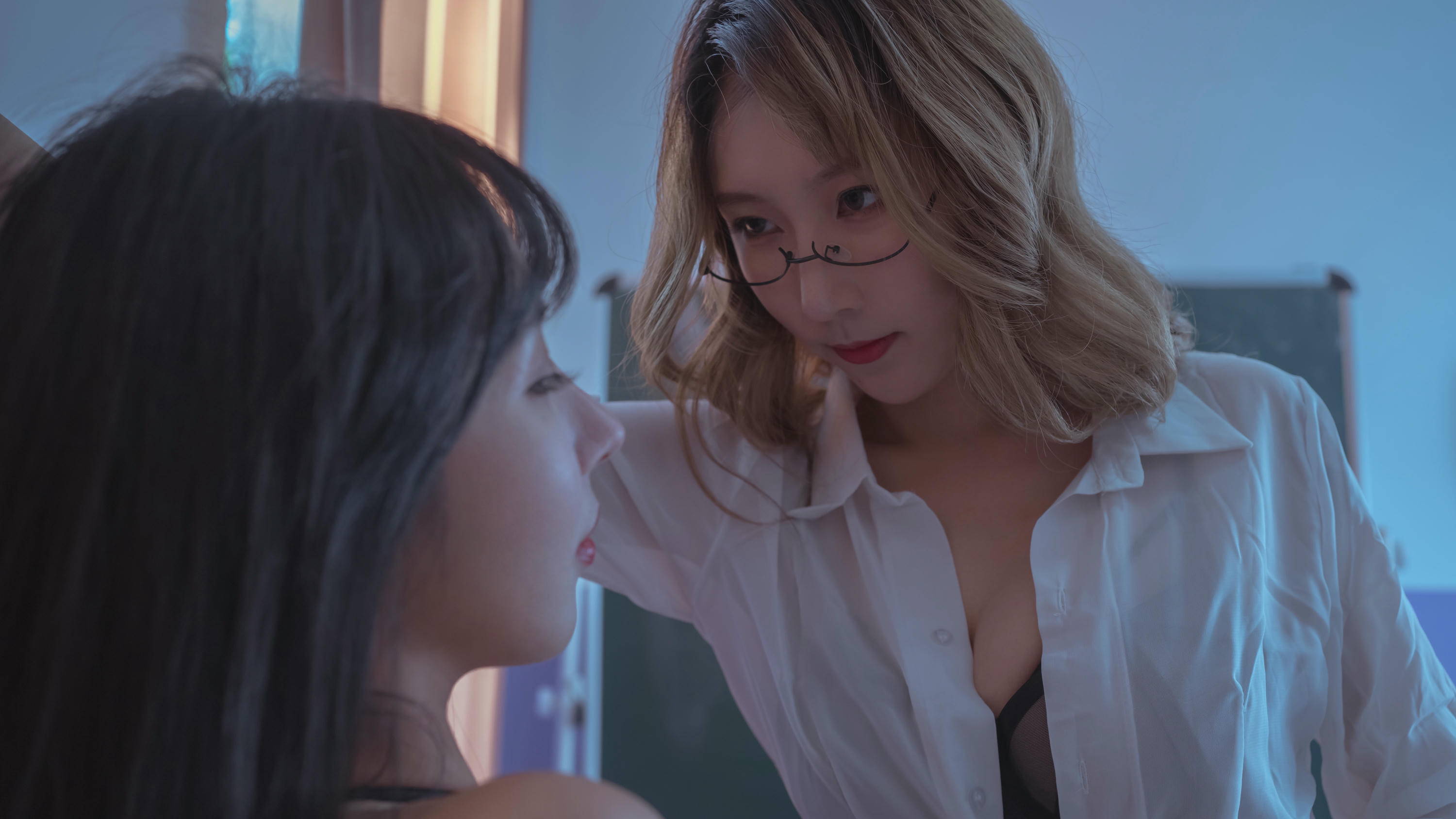 云溪溪 NO.012 教室绳艺[69P+1V 1.7GB]-单图_第2集