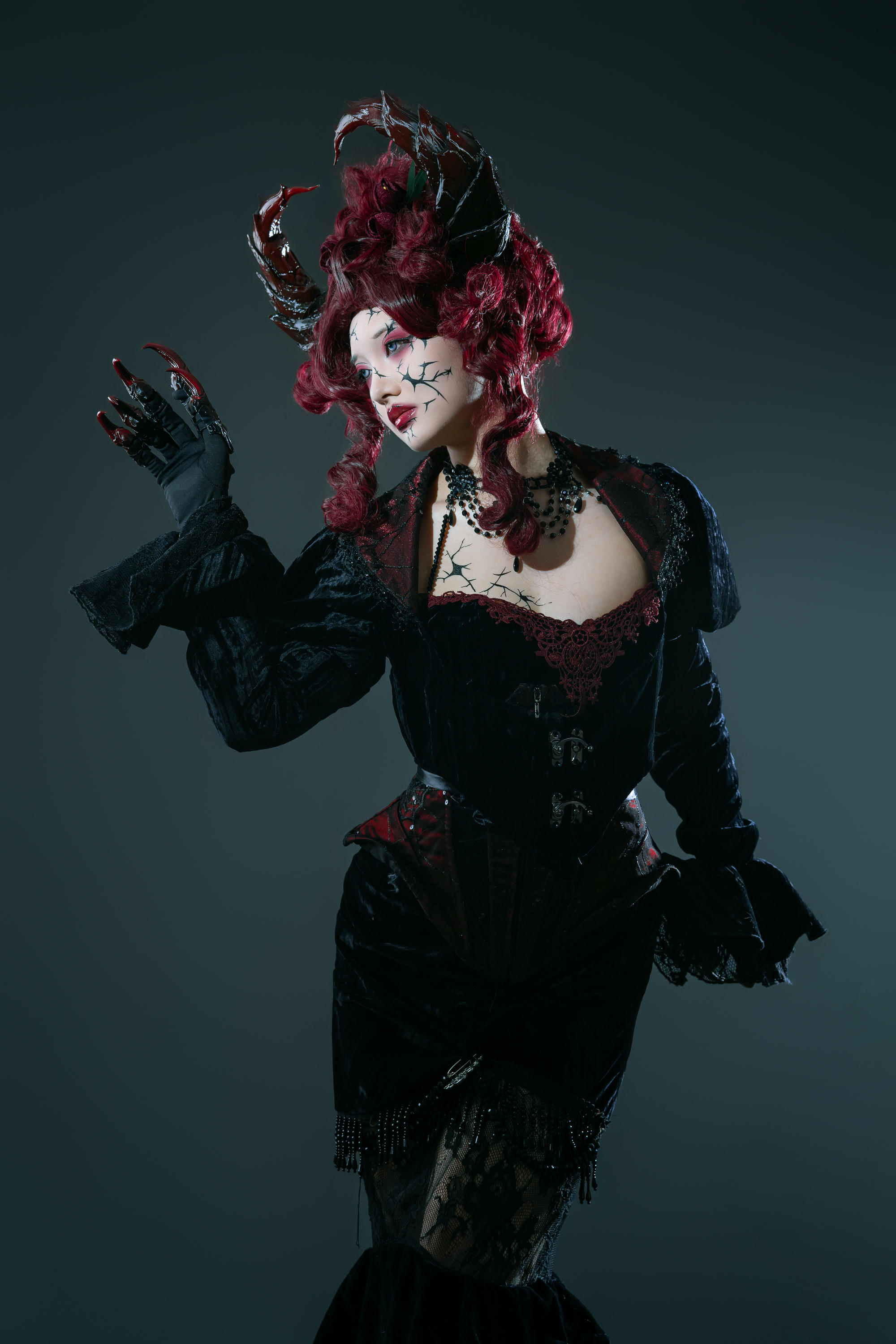 云溪溪 NO.110 龙娘图鉴02 [101P 1.28G]-云溪 似我-菲尔·尤洛安 [12P]_第1集