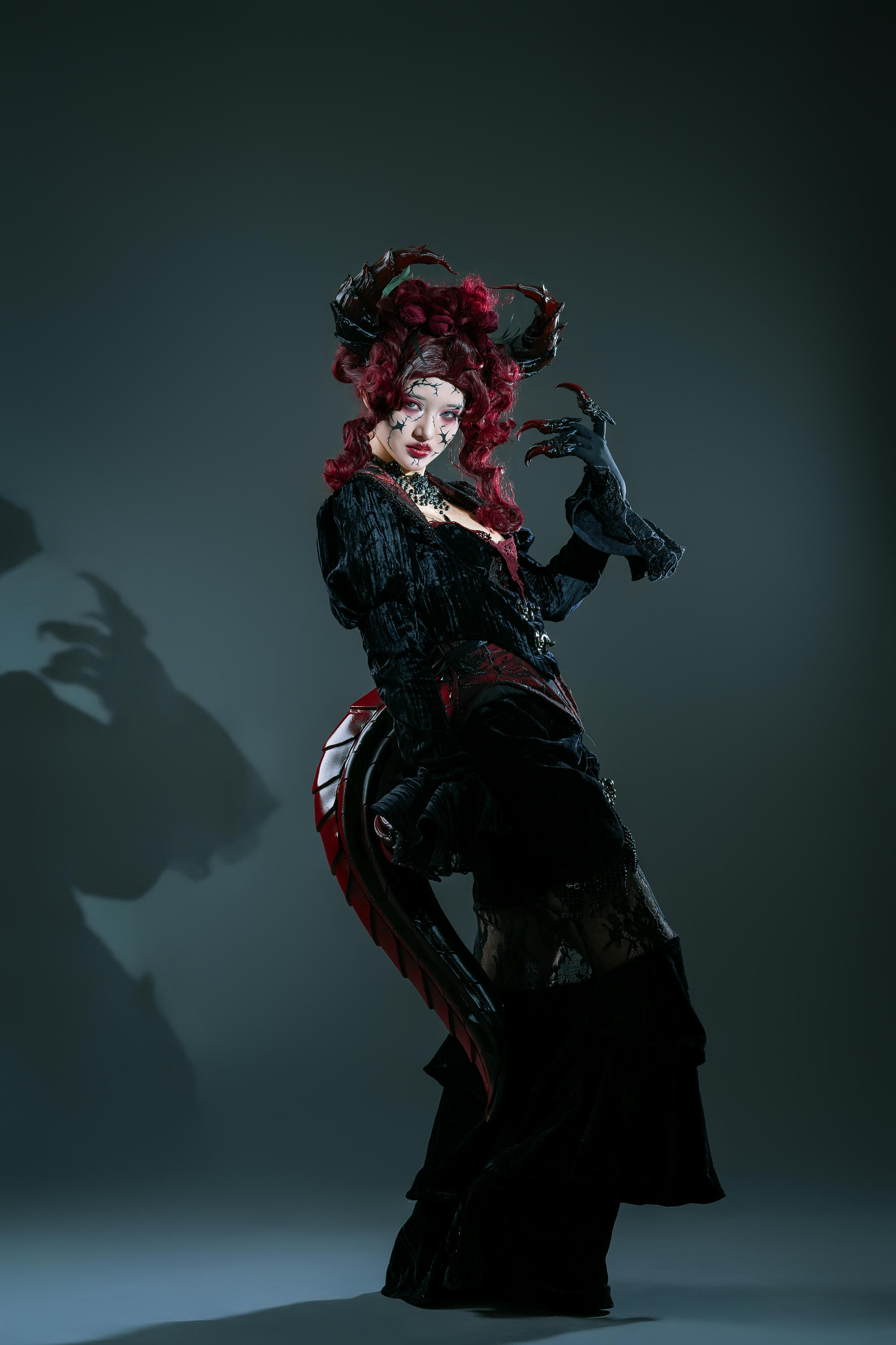 云溪溪 NO.110 龙娘图鉴02 [101P 1.28G]-云溪 似我-菲尔·尤洛安 [12P]_第1集