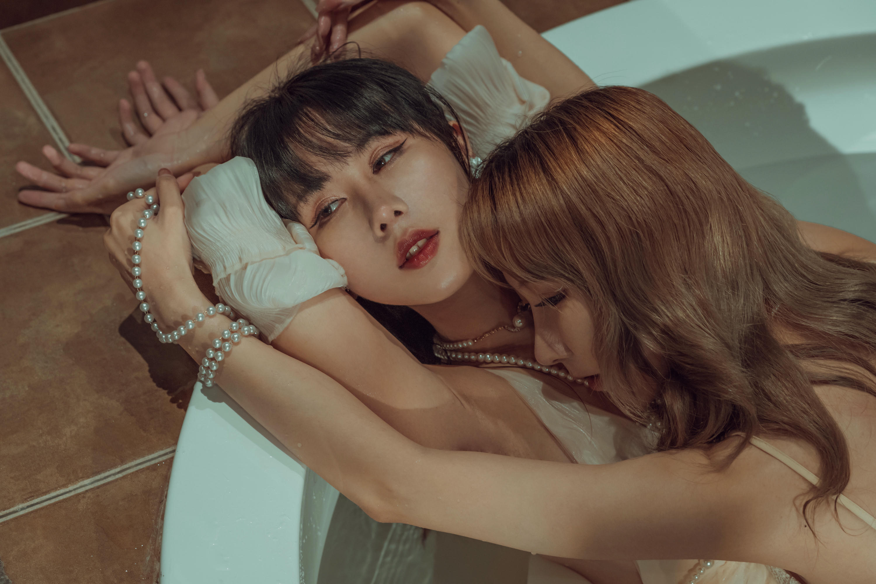 云溪溪 NO.017 奶桃 双人百合 [61P-595MB]_第2集