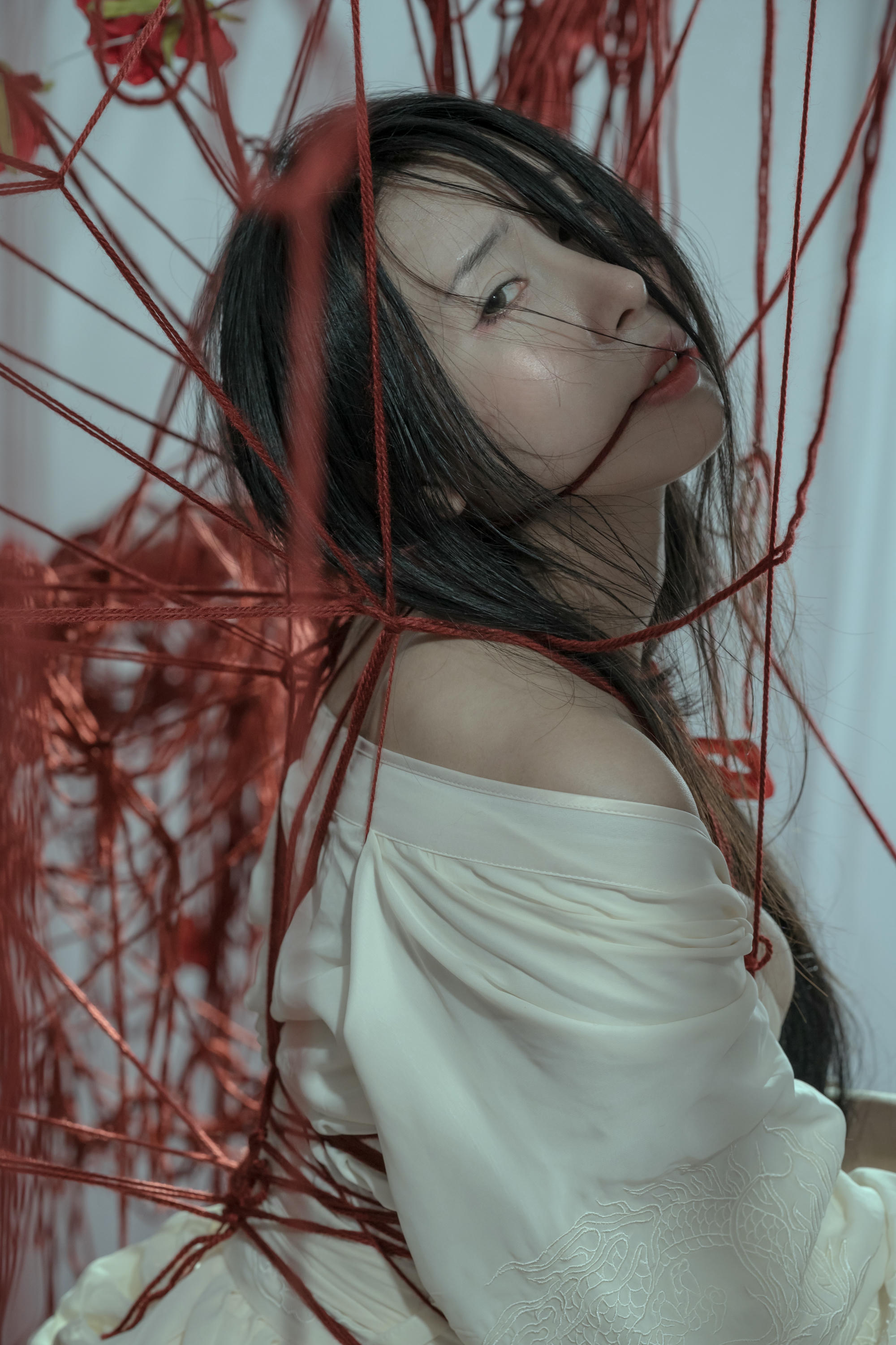 云溪溪 NO.022 奶桃 囚鸟 [64P 768MB]_第2集