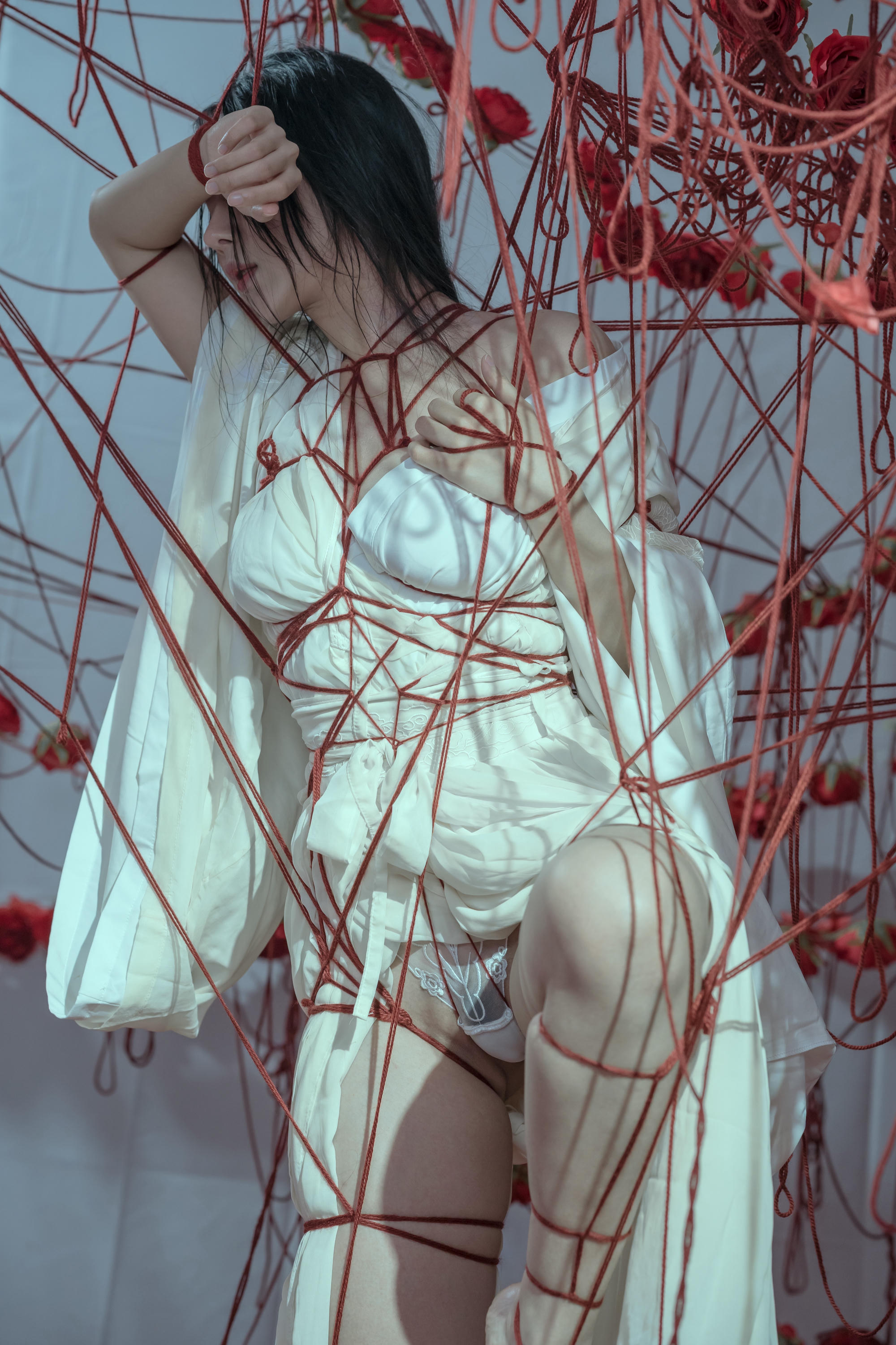 云溪溪 NO.022 奶桃 囚鸟 [64P 768MB]_第4集