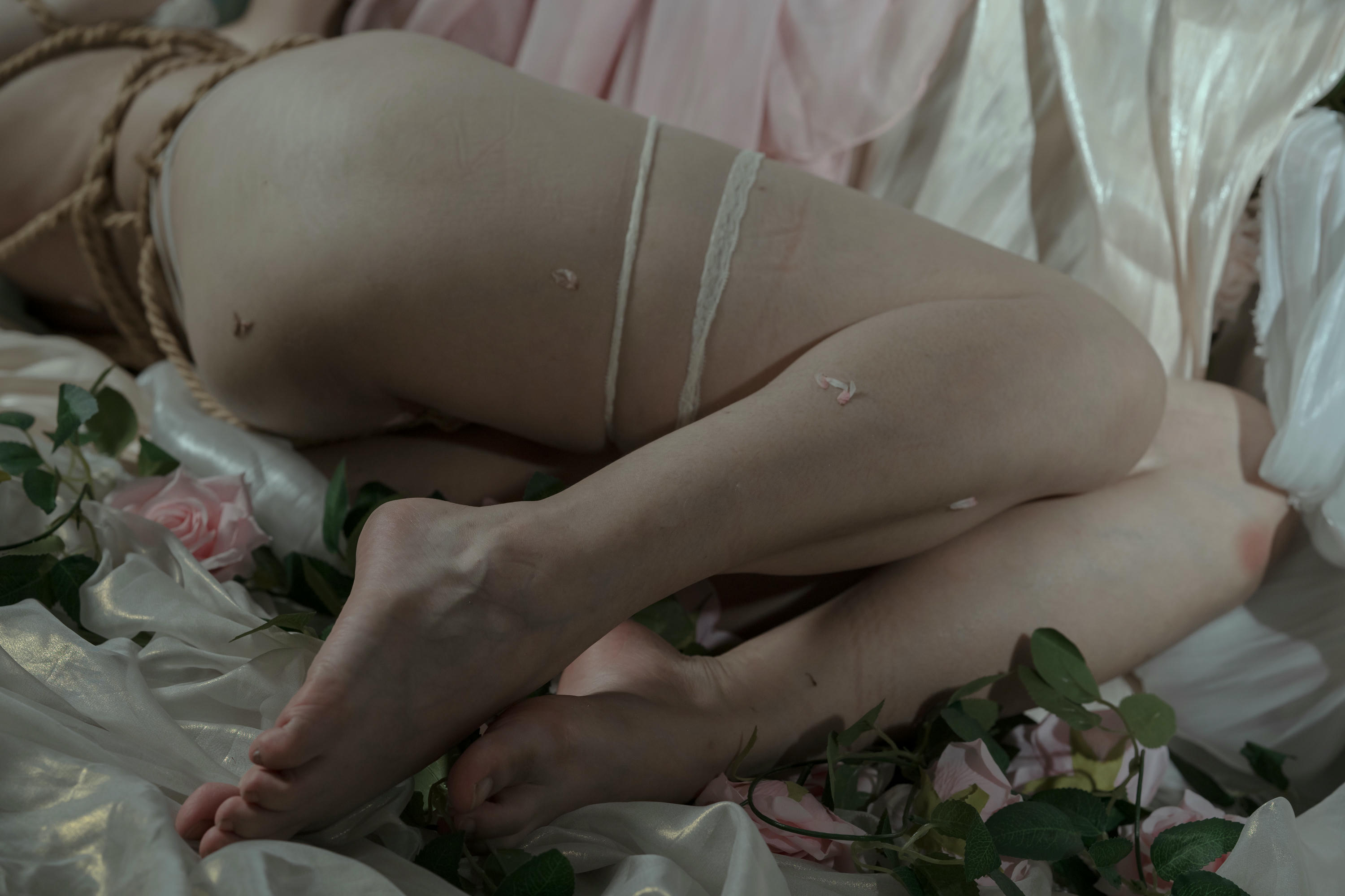 云溪溪 NO.024 奶桃 玫瑰绳艺 [50P1V-933MB]_第3集