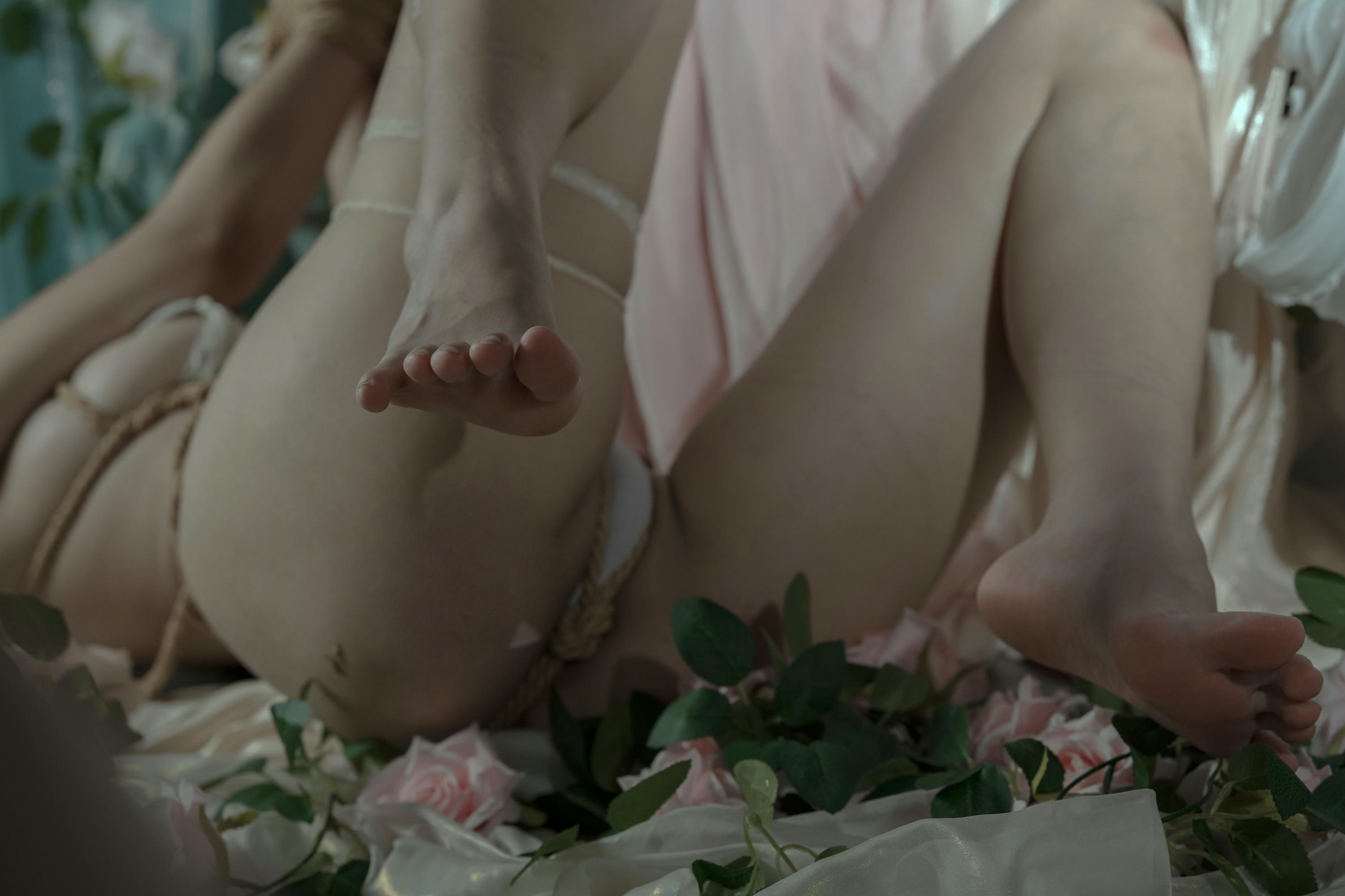 云溪溪 NO.024 奶桃 玫瑰绳艺 [50P1V-933MB]_第3集