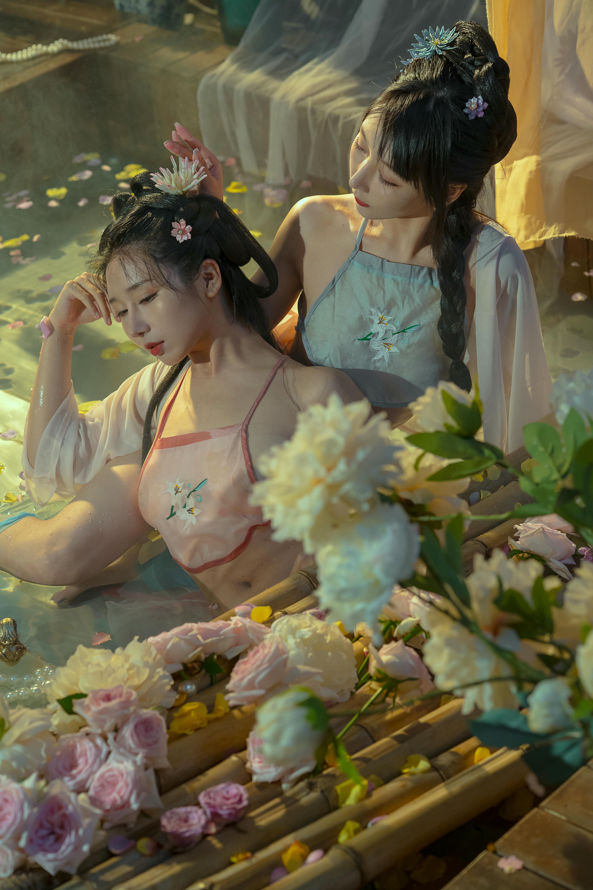 云溪溪 NO.025 奶桃桃 水池 [42P1V-1.38GB]_第1集