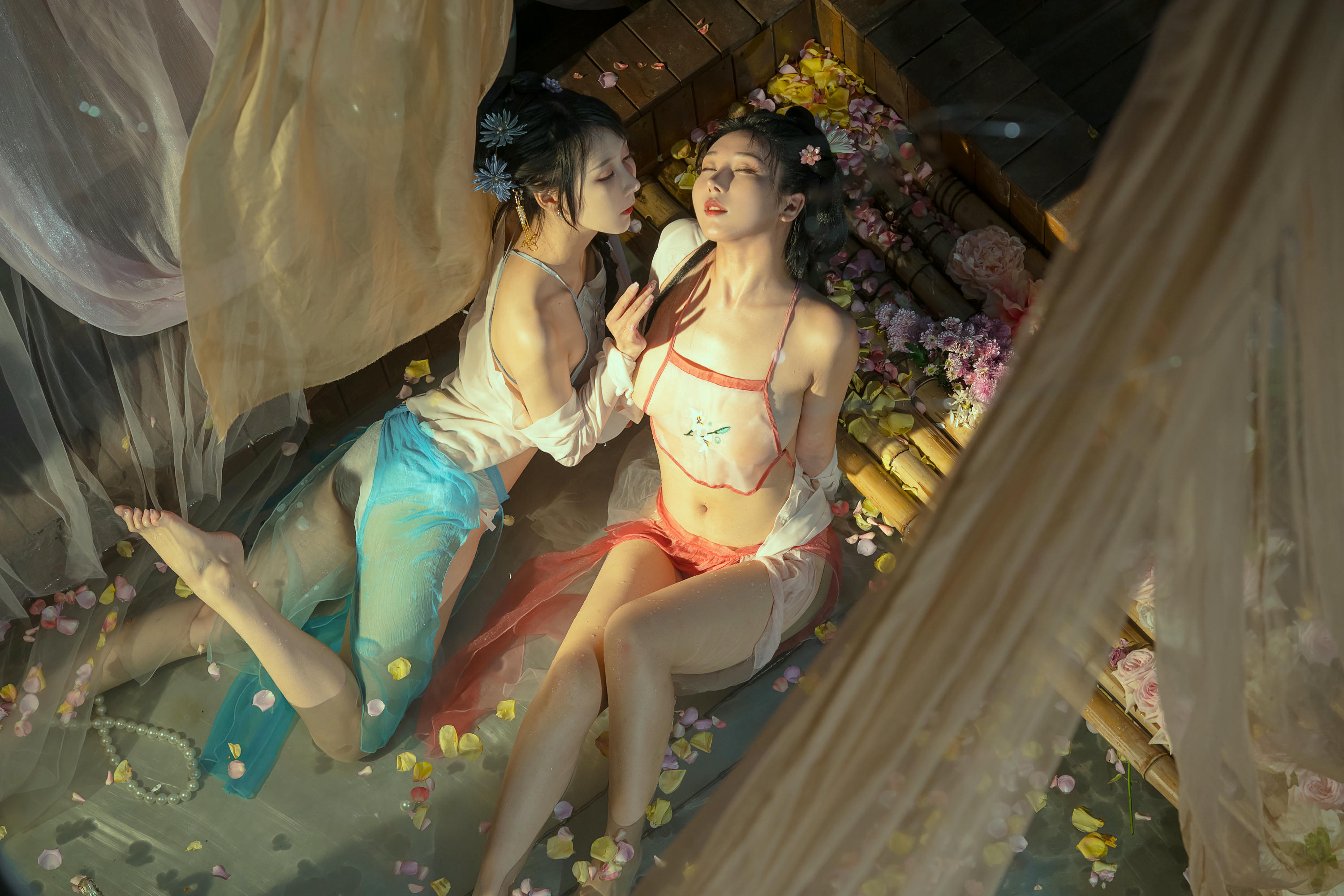 云溪溪 NO.025 奶桃桃 水池 [42P1V-1.38GB]_第2集