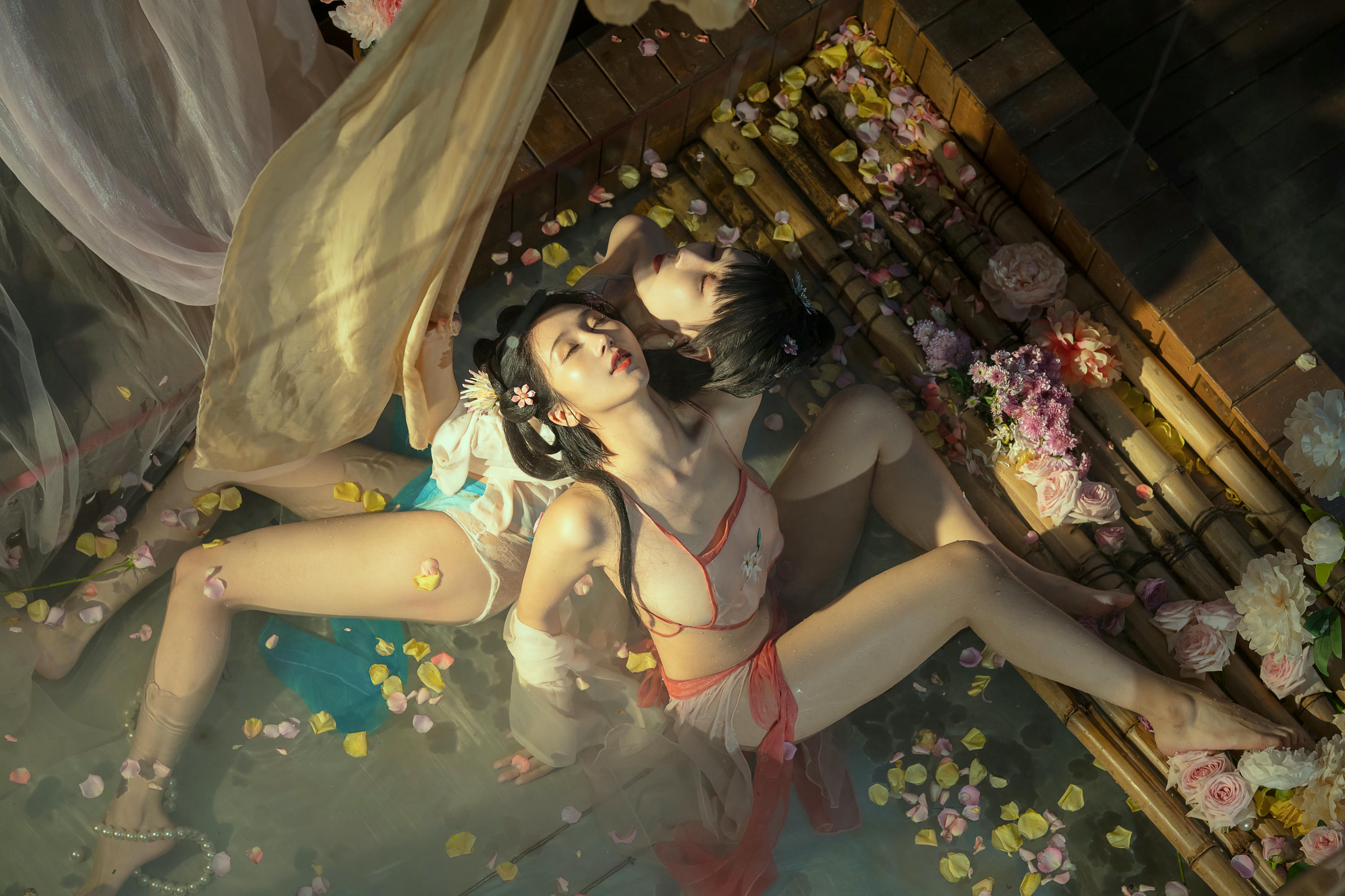 云溪溪 NO.025 奶桃桃 水池 [42P1V-1.38GB]_第2集