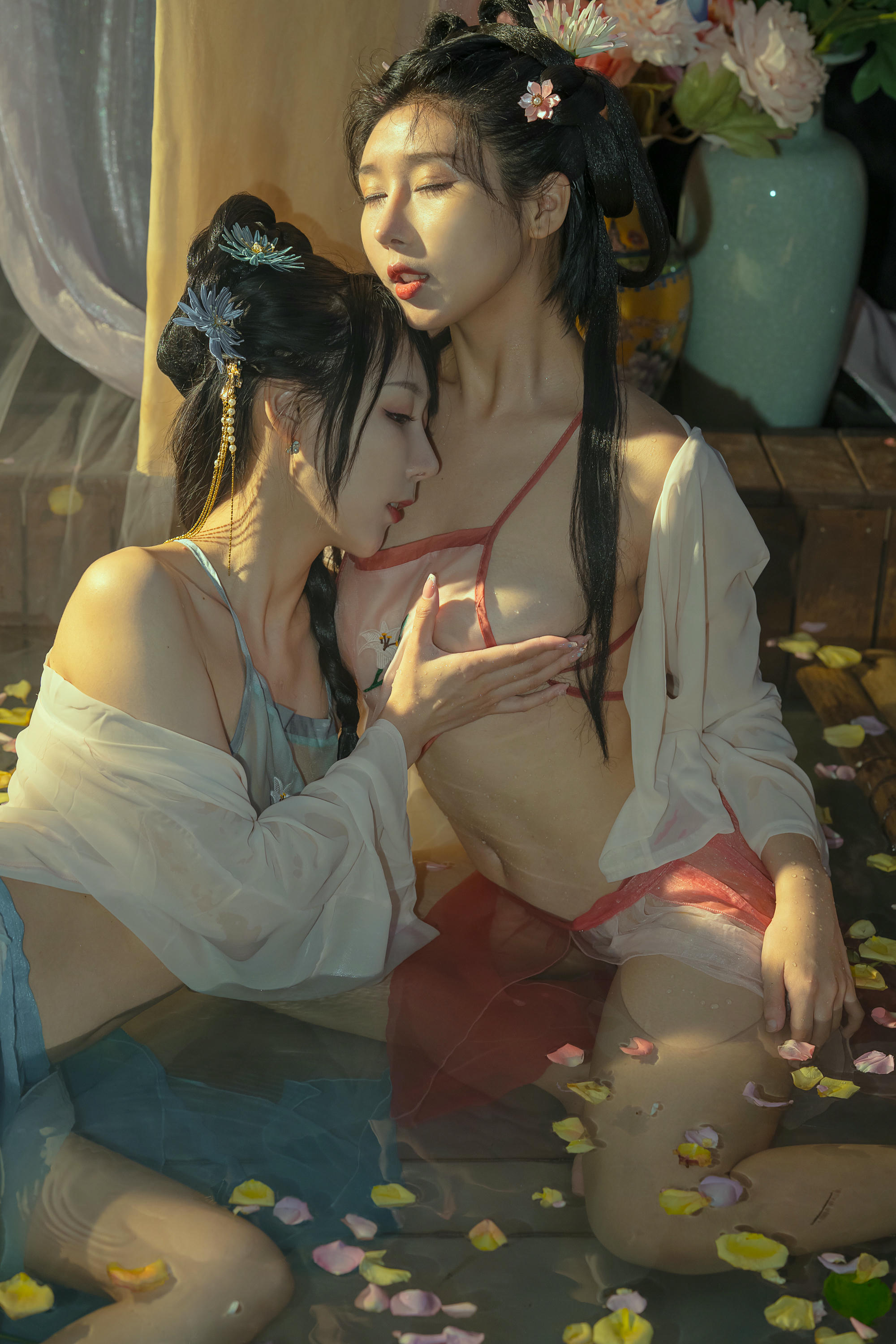 云溪溪 NO.025 奶桃桃 水池 [42P1V-1.38GB]_第2集