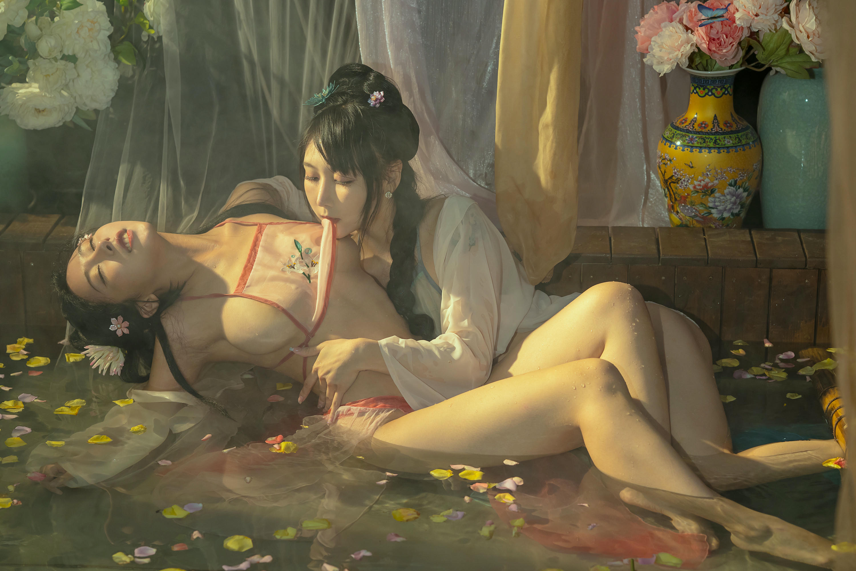 云溪溪 NO.025 奶桃桃 水池 [42P1V-1.38GB]_第2集