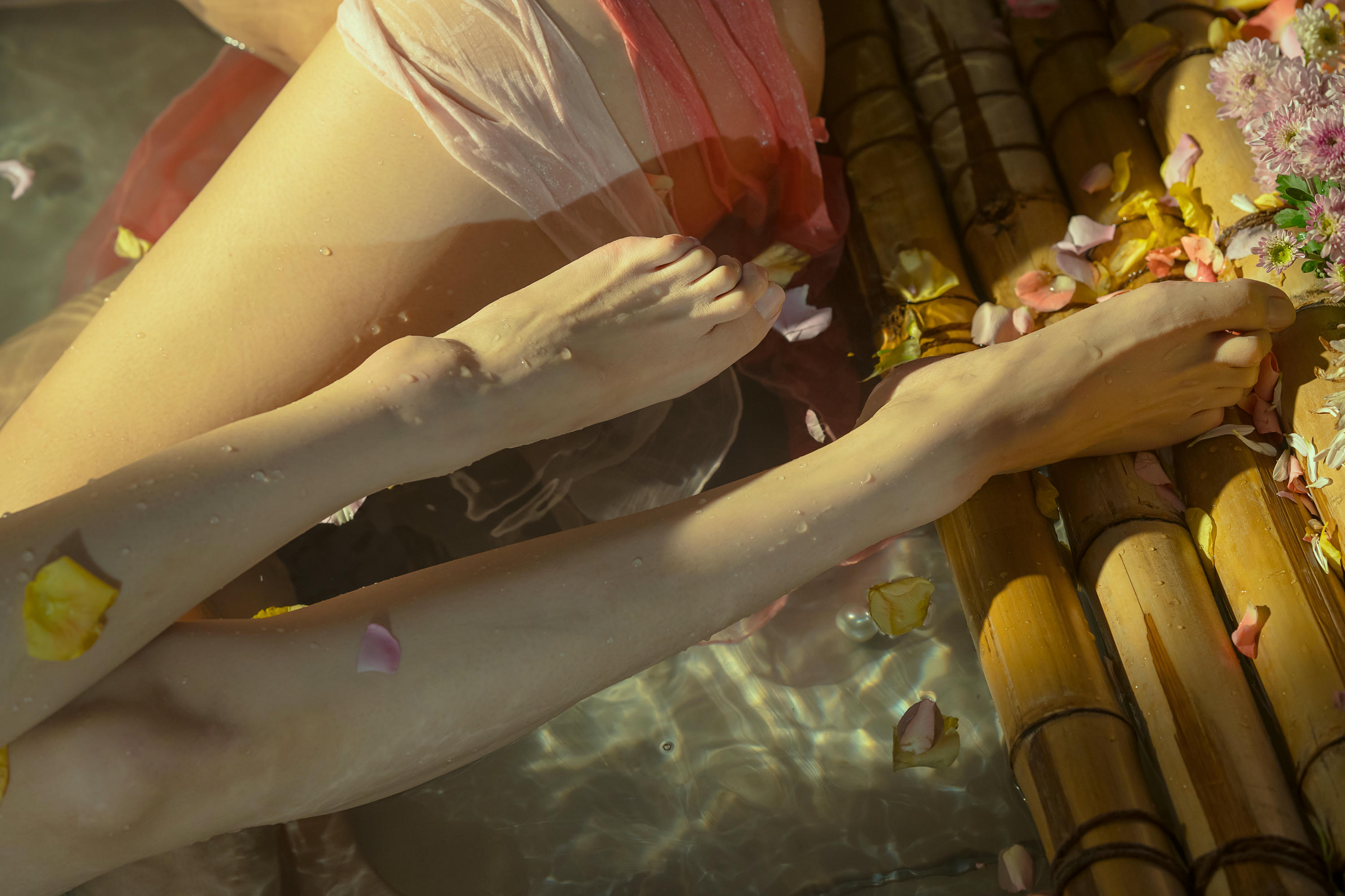 云溪溪 NO.025 奶桃桃 水池 [42P1V-1.38GB]_第2集