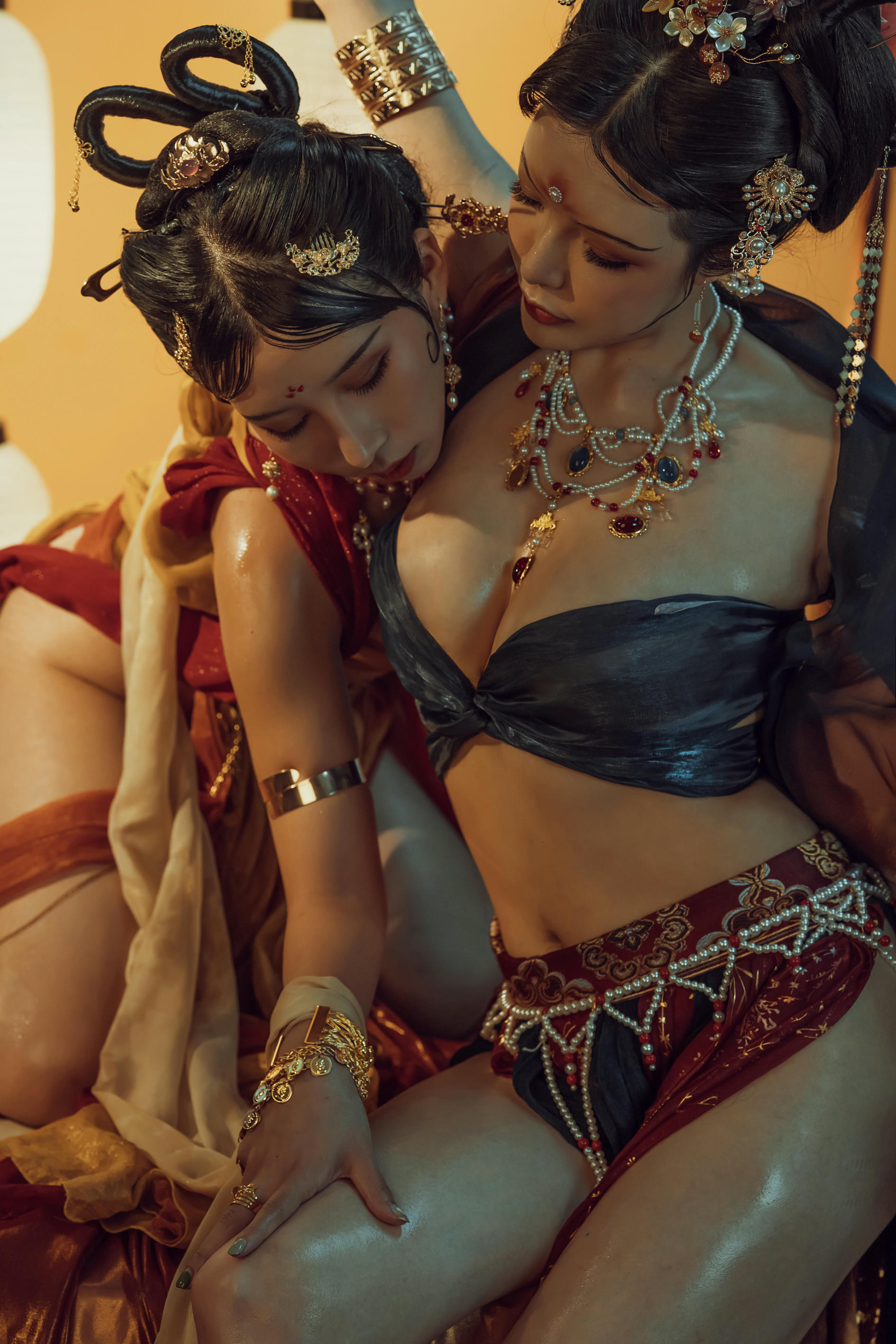 云溪溪 NO.027 火锅味的奶桃桃&秋和柯基 红尘梦 [40P1V 701MB]_第2集